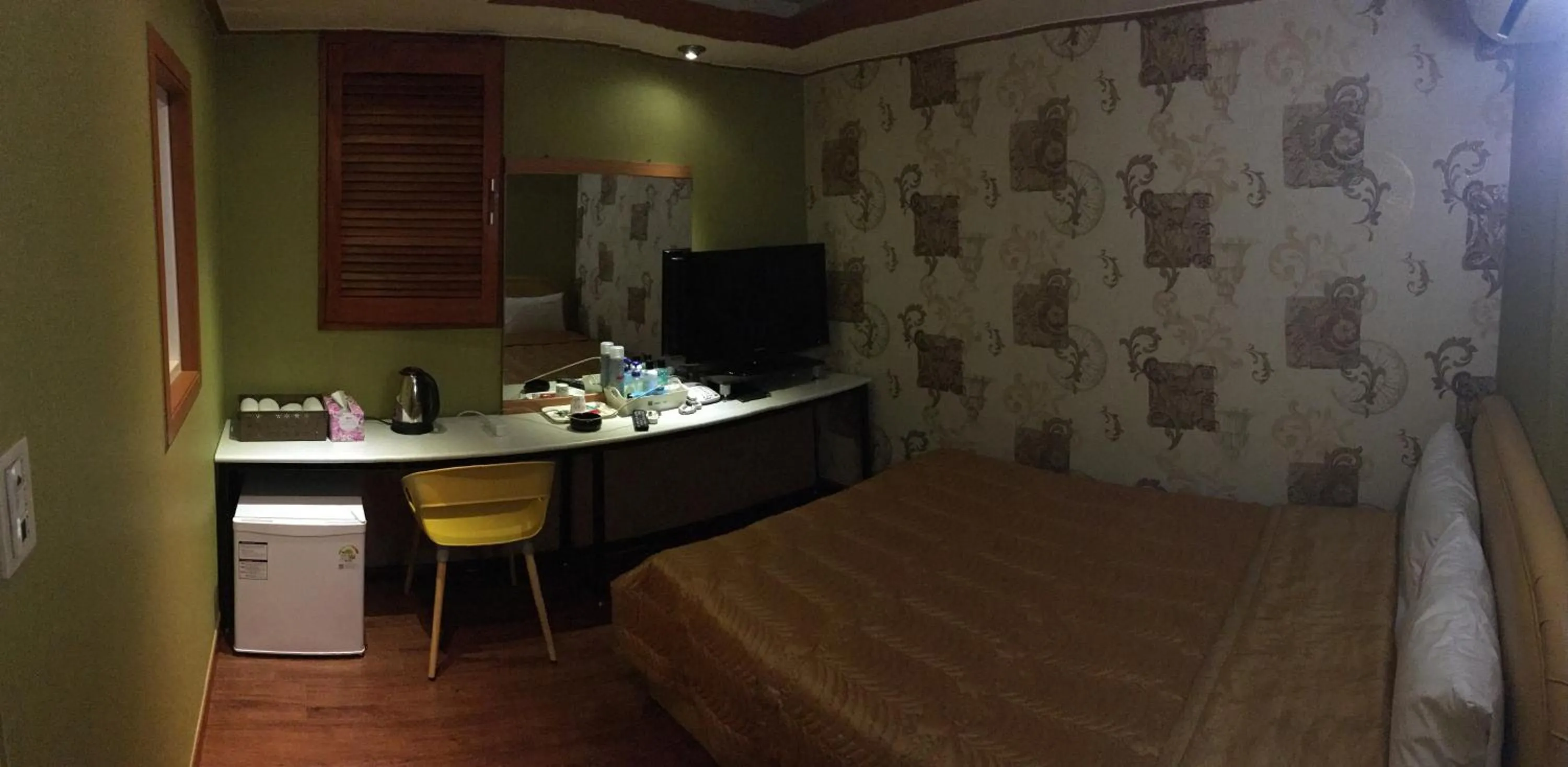Photo of the whole room, Bed in Nakwon Arcade Sky Motel