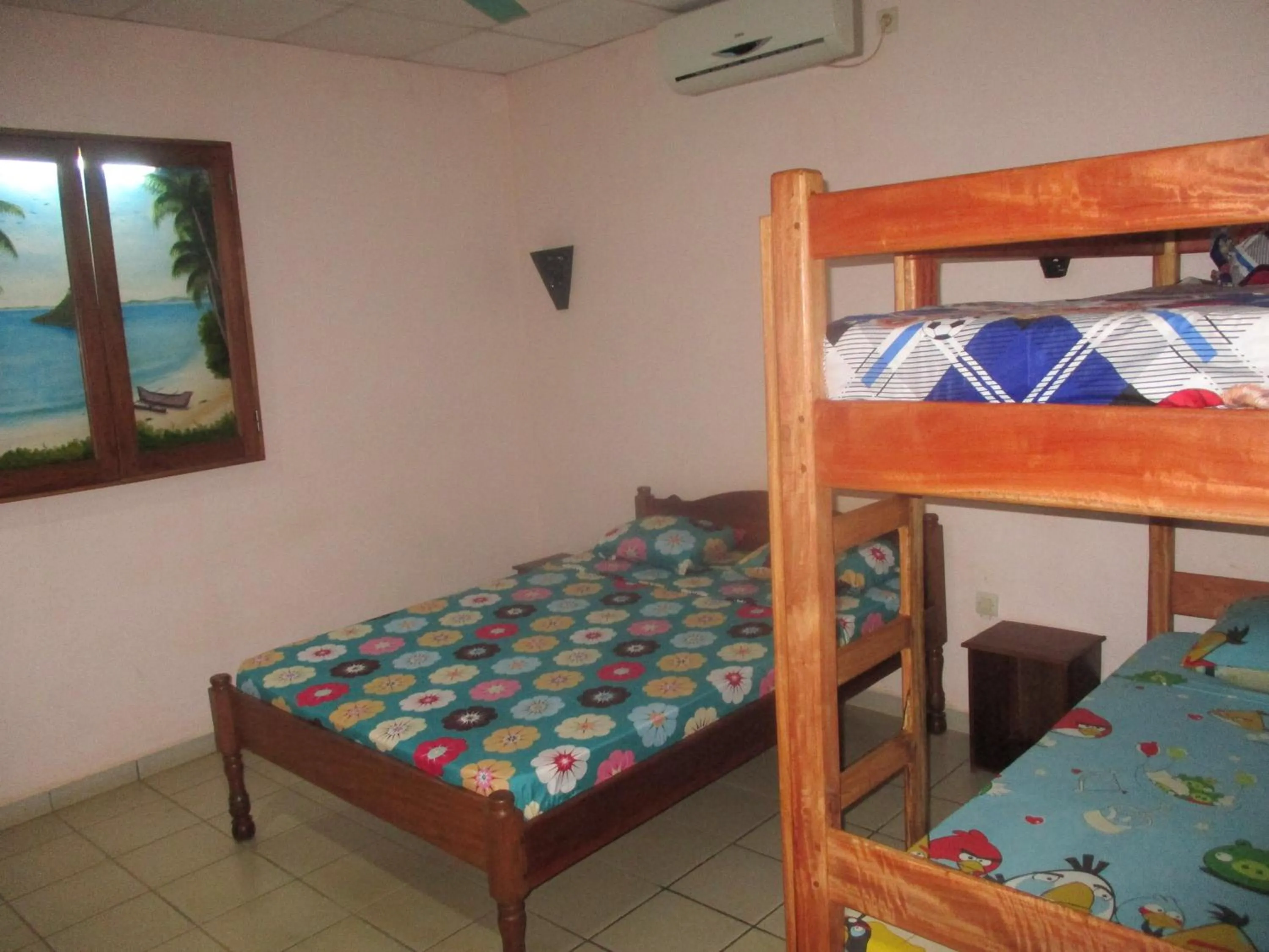 Photo of the whole room, Bed in Residence Kathyly