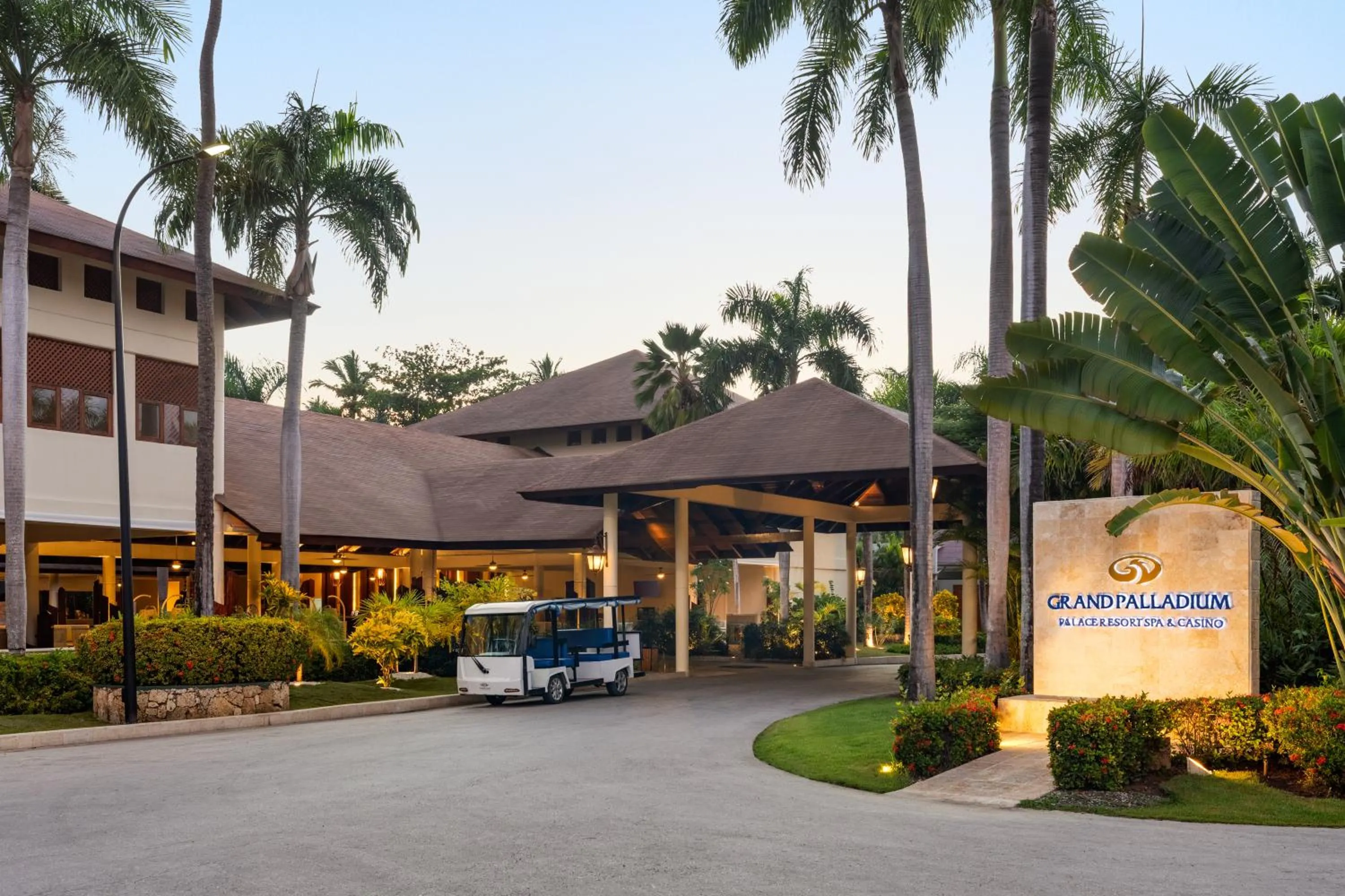 Property building in Grand Palladium Palace Resort Spa & Casino - All Inclusive