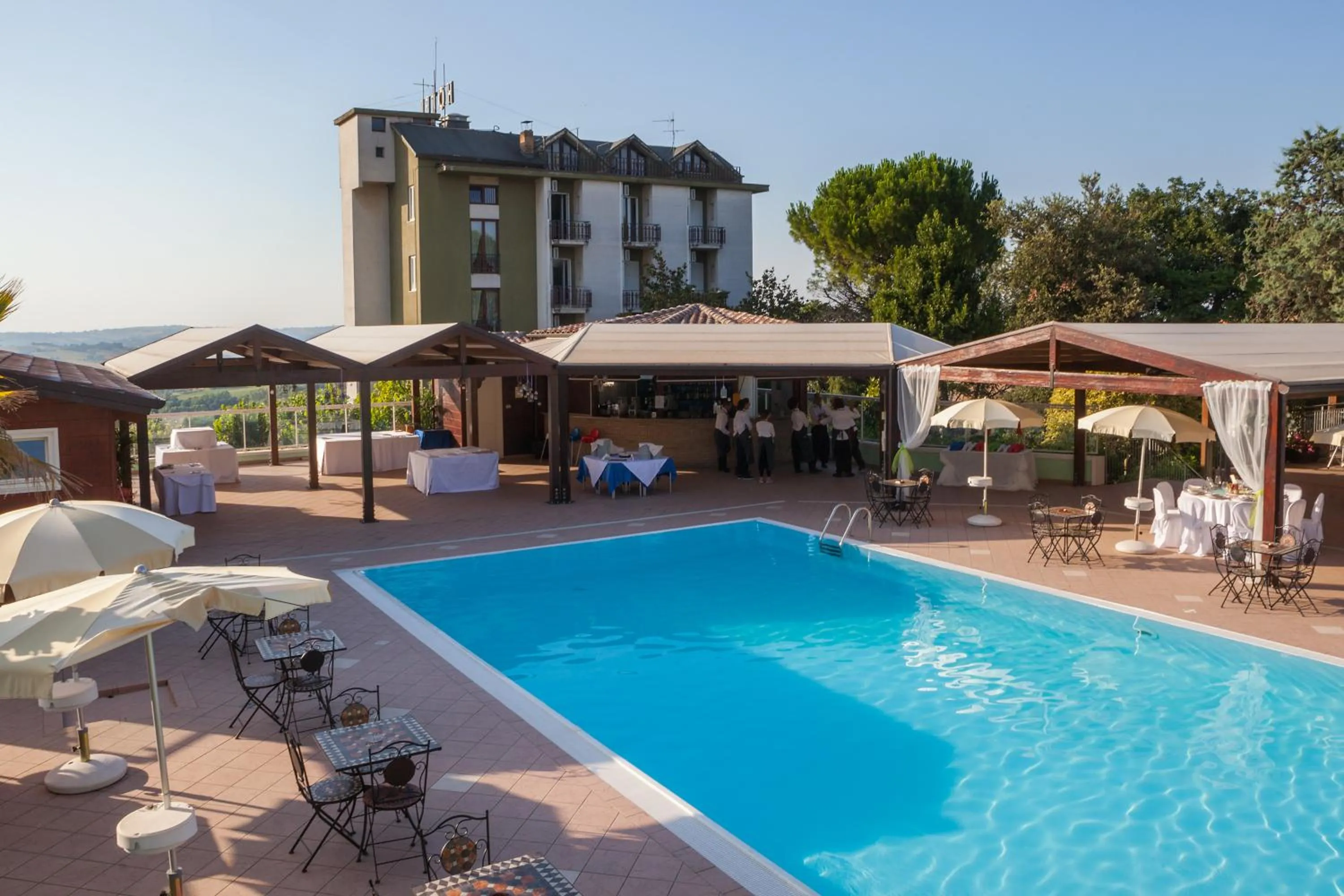 Swimming pool in La Cantinella