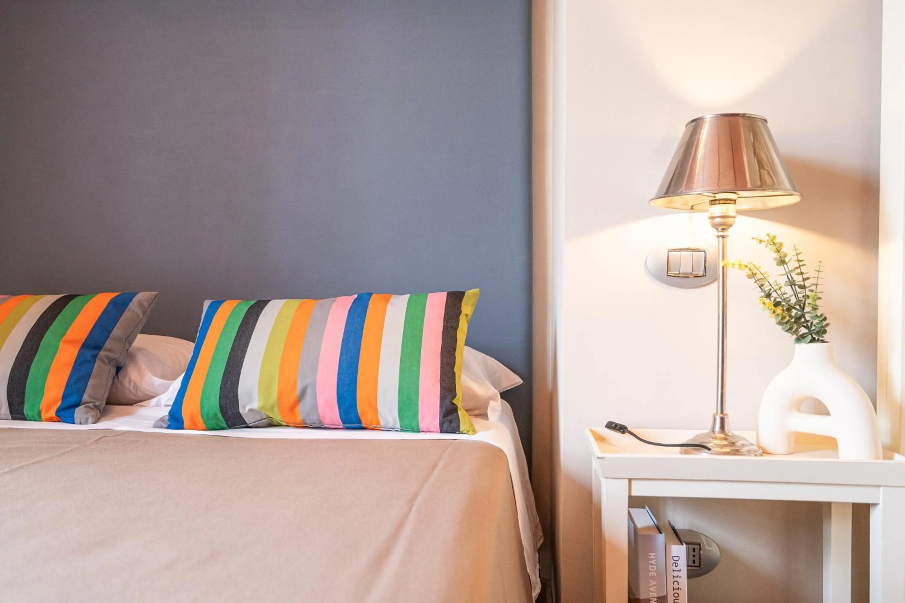 Photo of the whole room, Bed in La Lisca