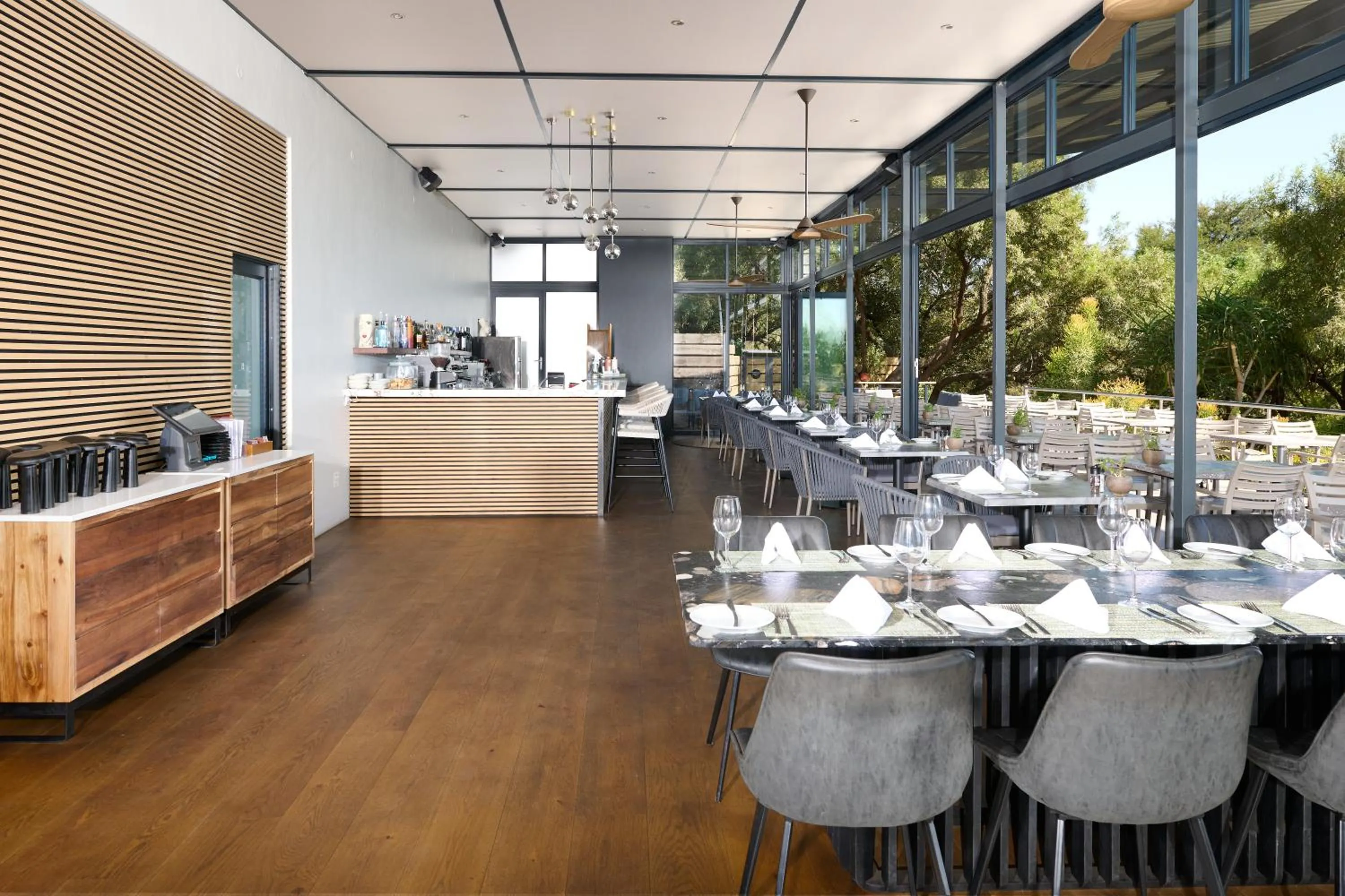 Restaurant/places to eat in Cradle Boutique Hotel