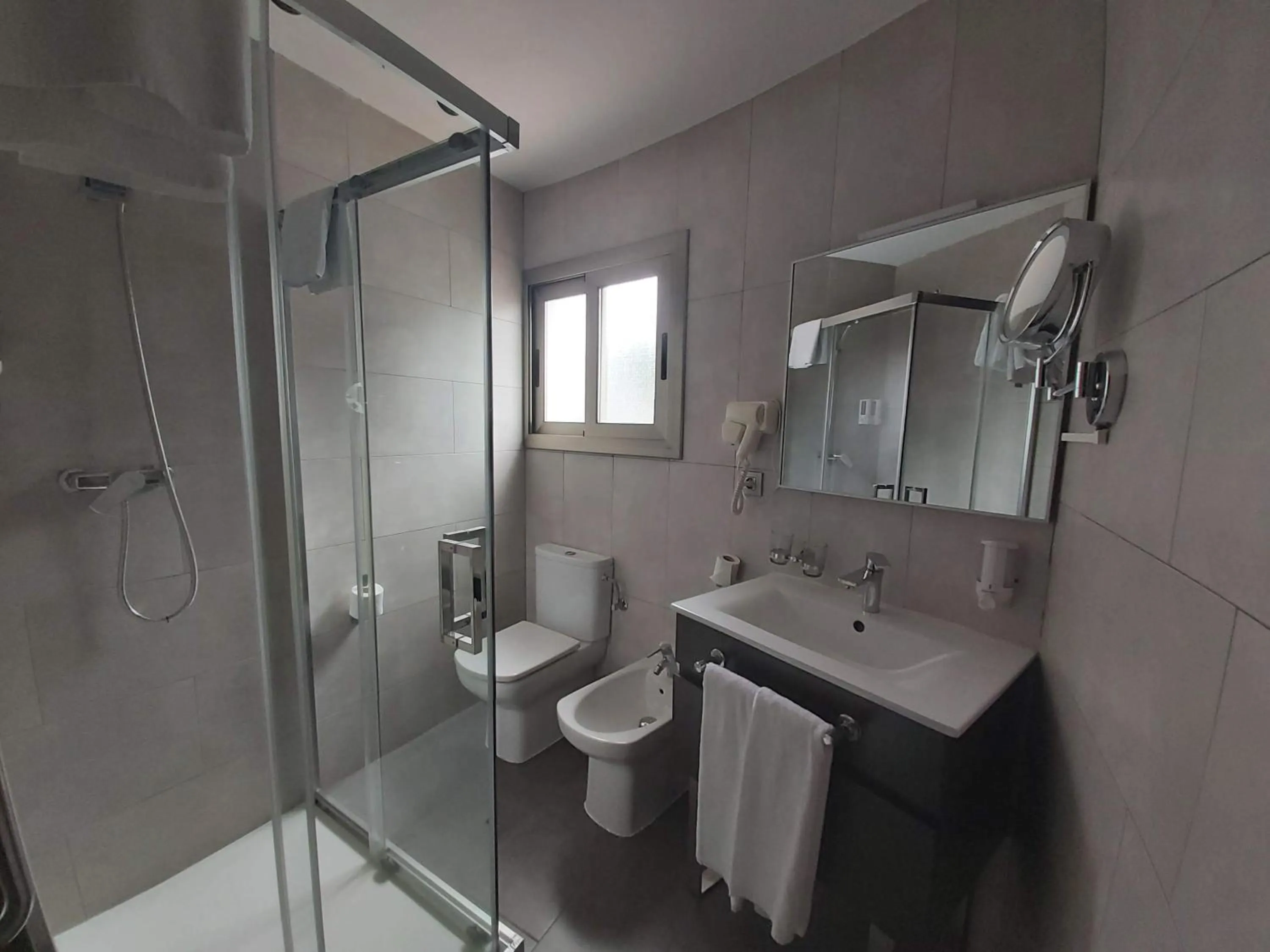 Bathroom in Hotel 170