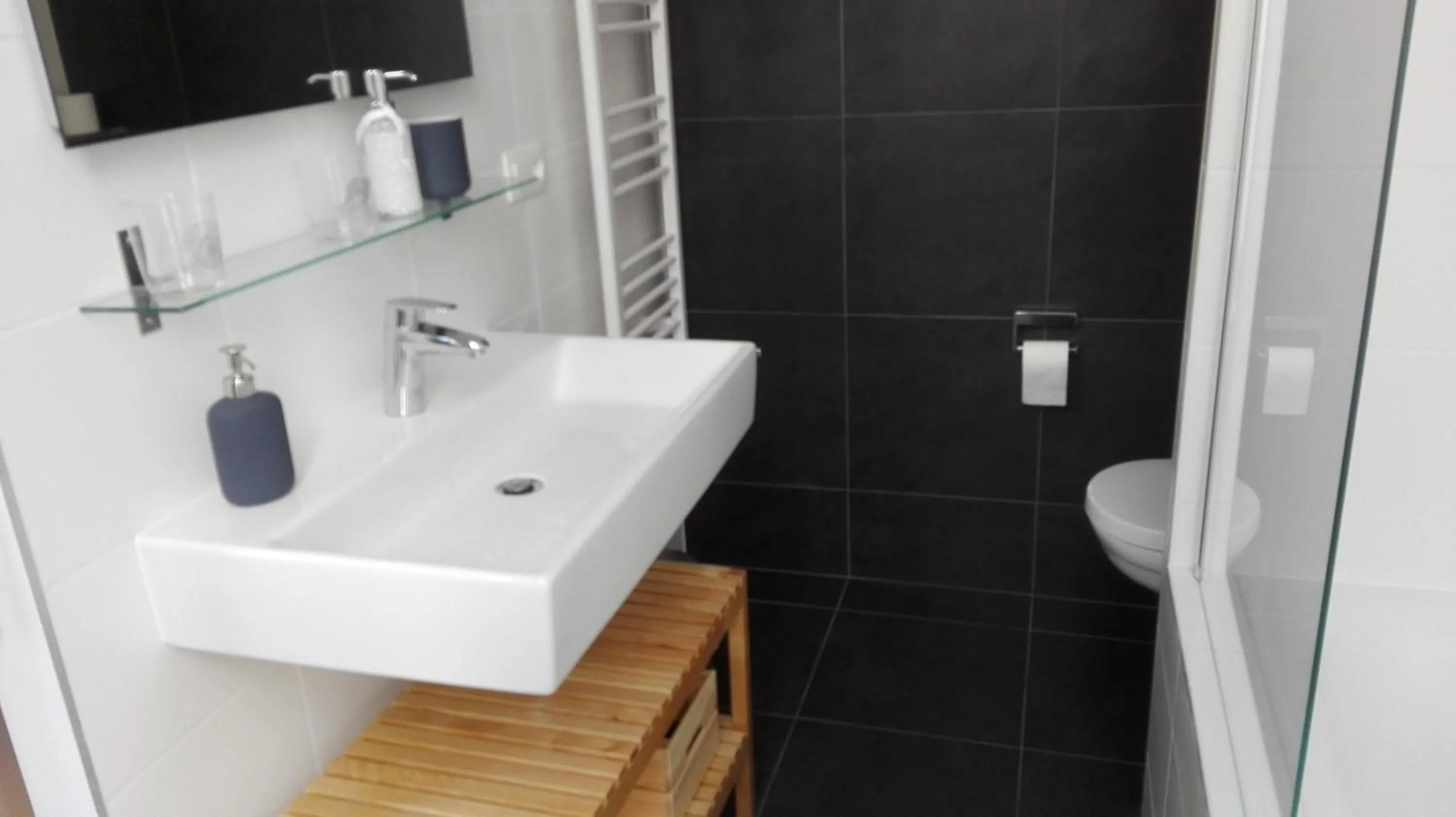 Bathroom in Villa 36 B&B