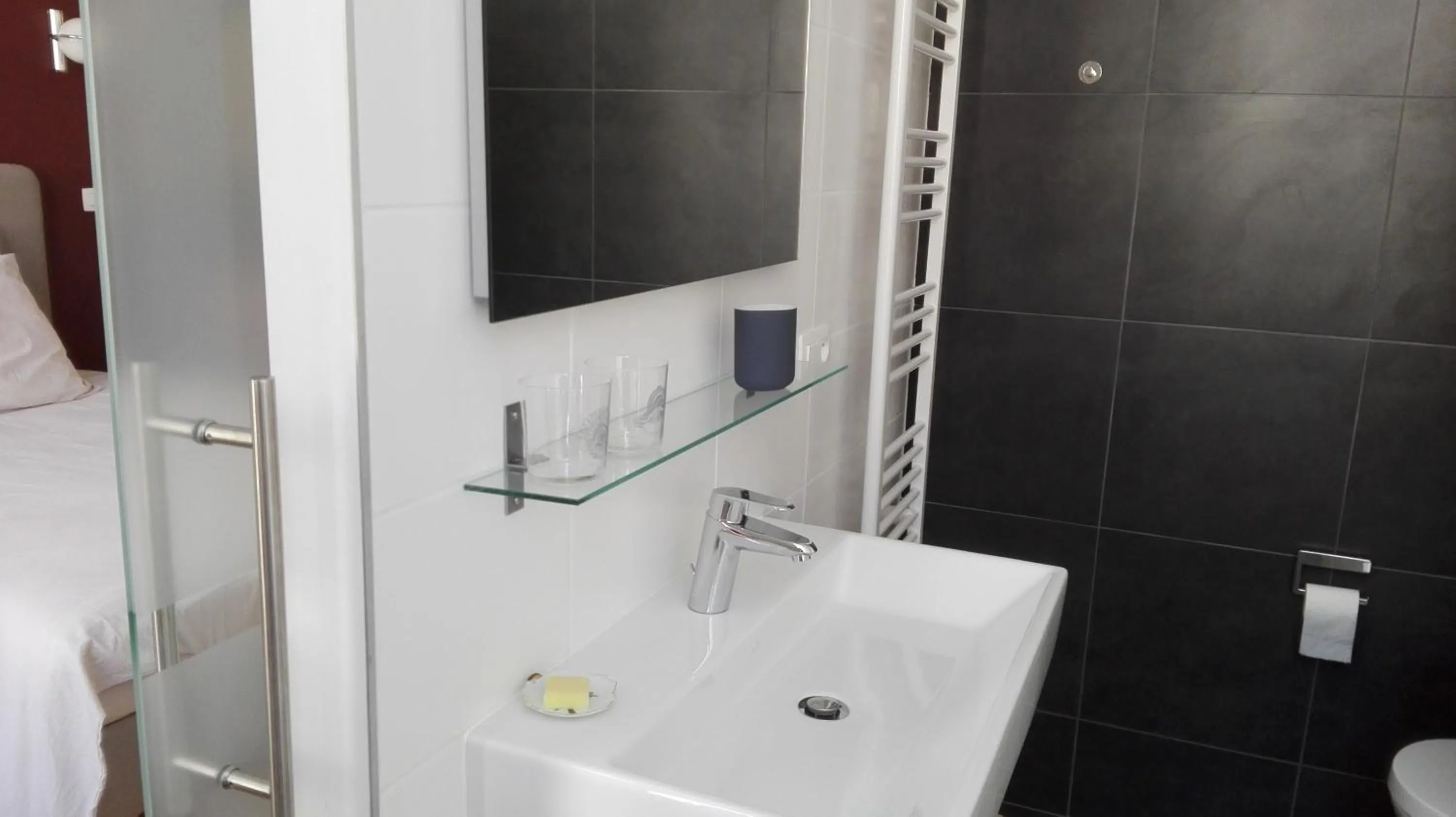 Bathroom in Villa 36 B&B