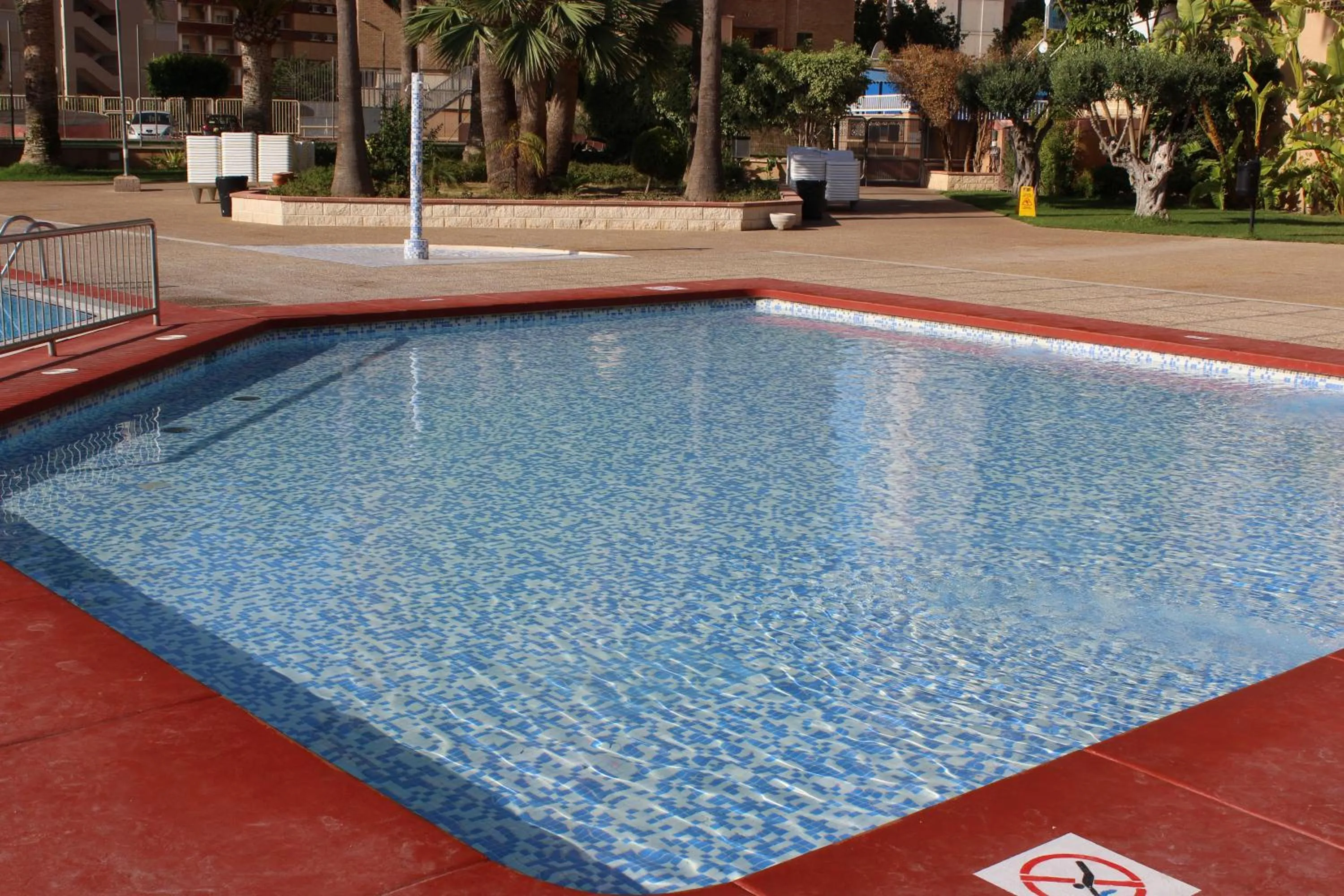 Swimming pool in Apartamentos Vistamar