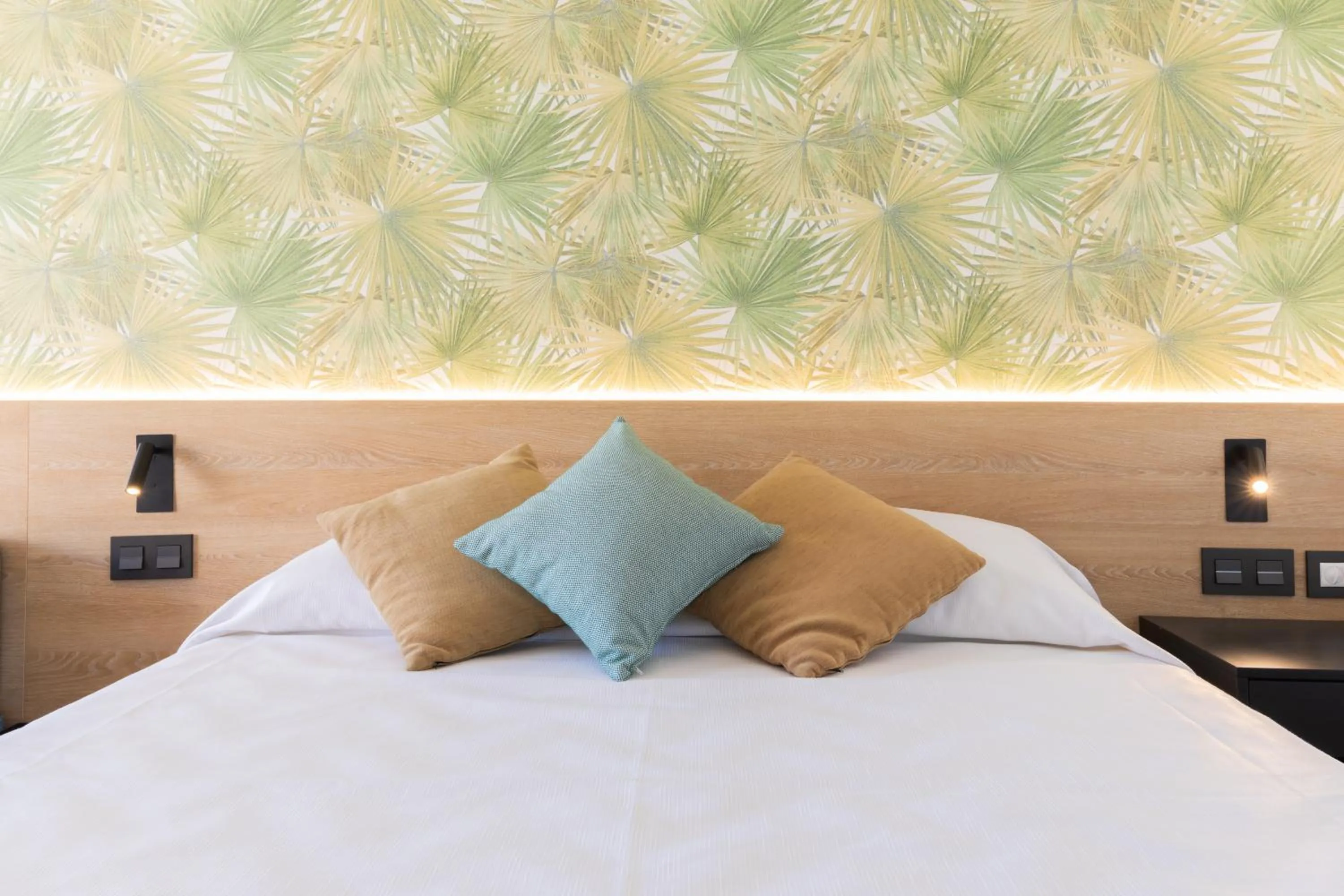 Photo of the whole room, Bed in Palas Pineda