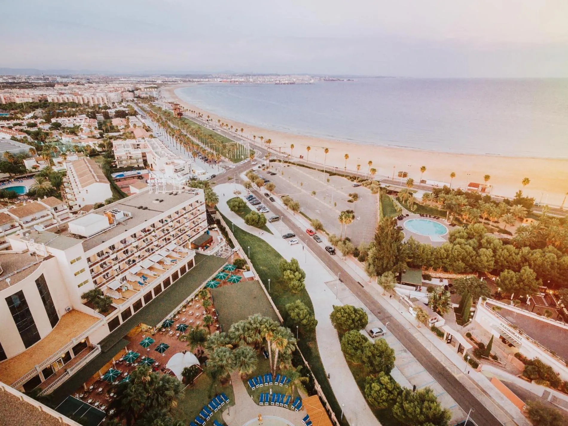 Property building in Palas Pineda