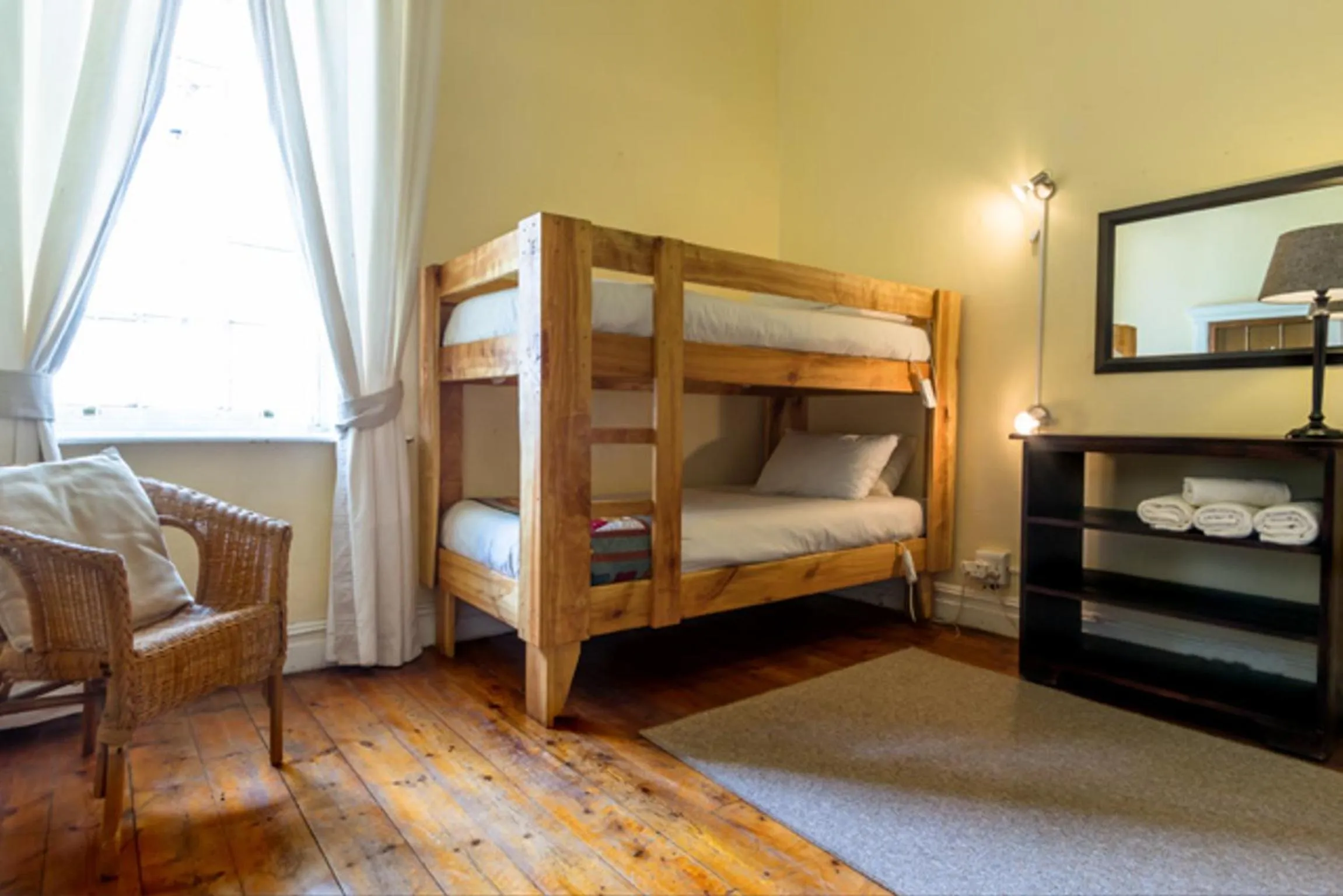 bunk bed, Bed in NANNA ROUS' TOWN HOUSE