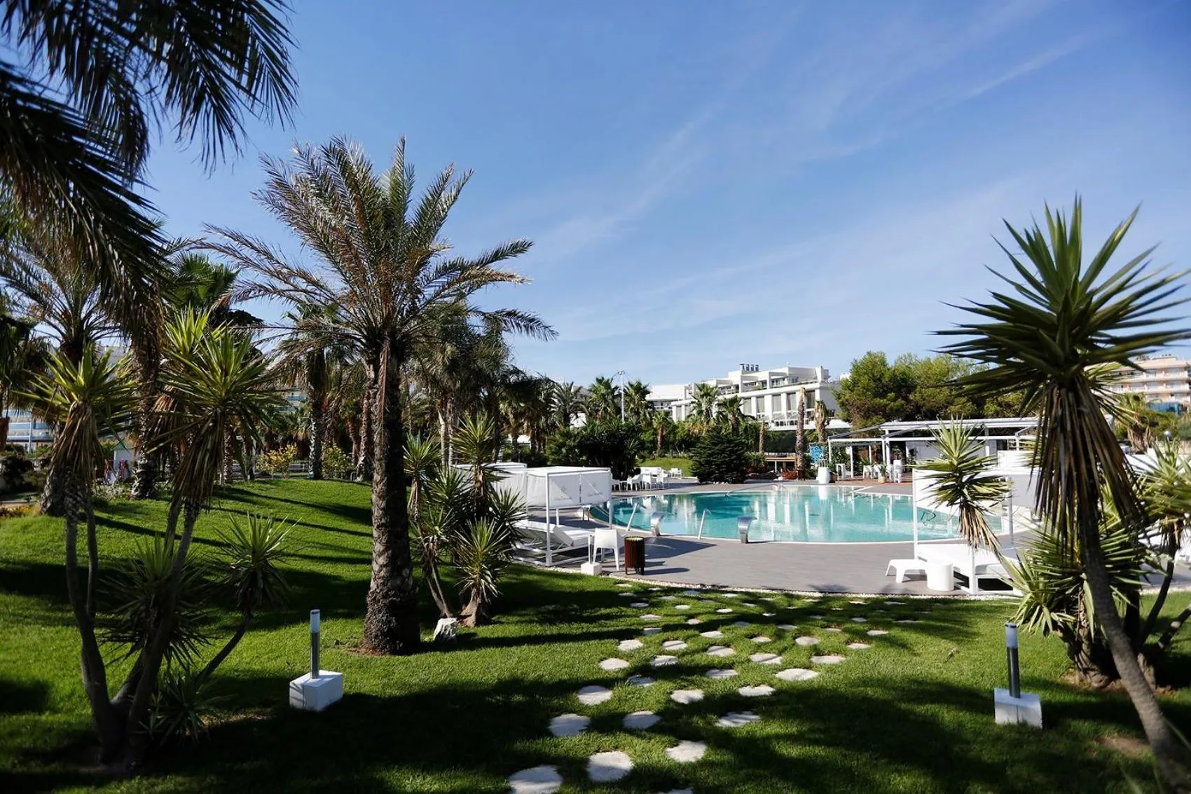 Swimming pool in Gran Palas Hotel - Spa incluido