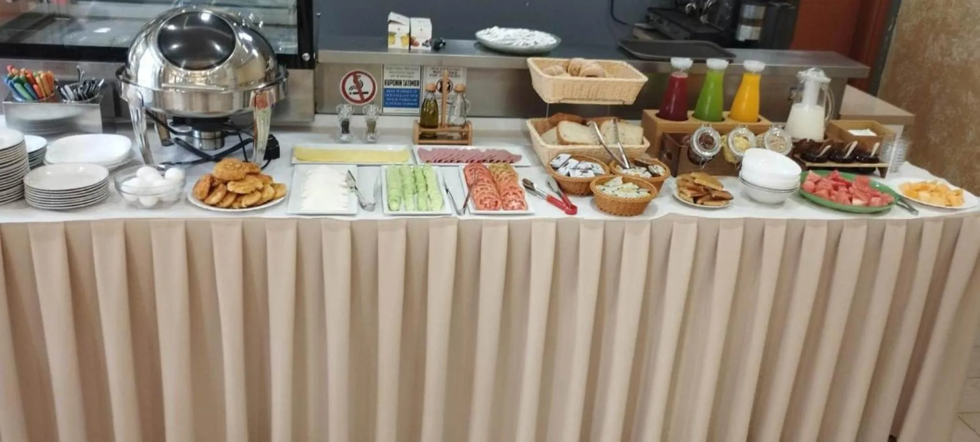 Breakfast in Onorato Hotel