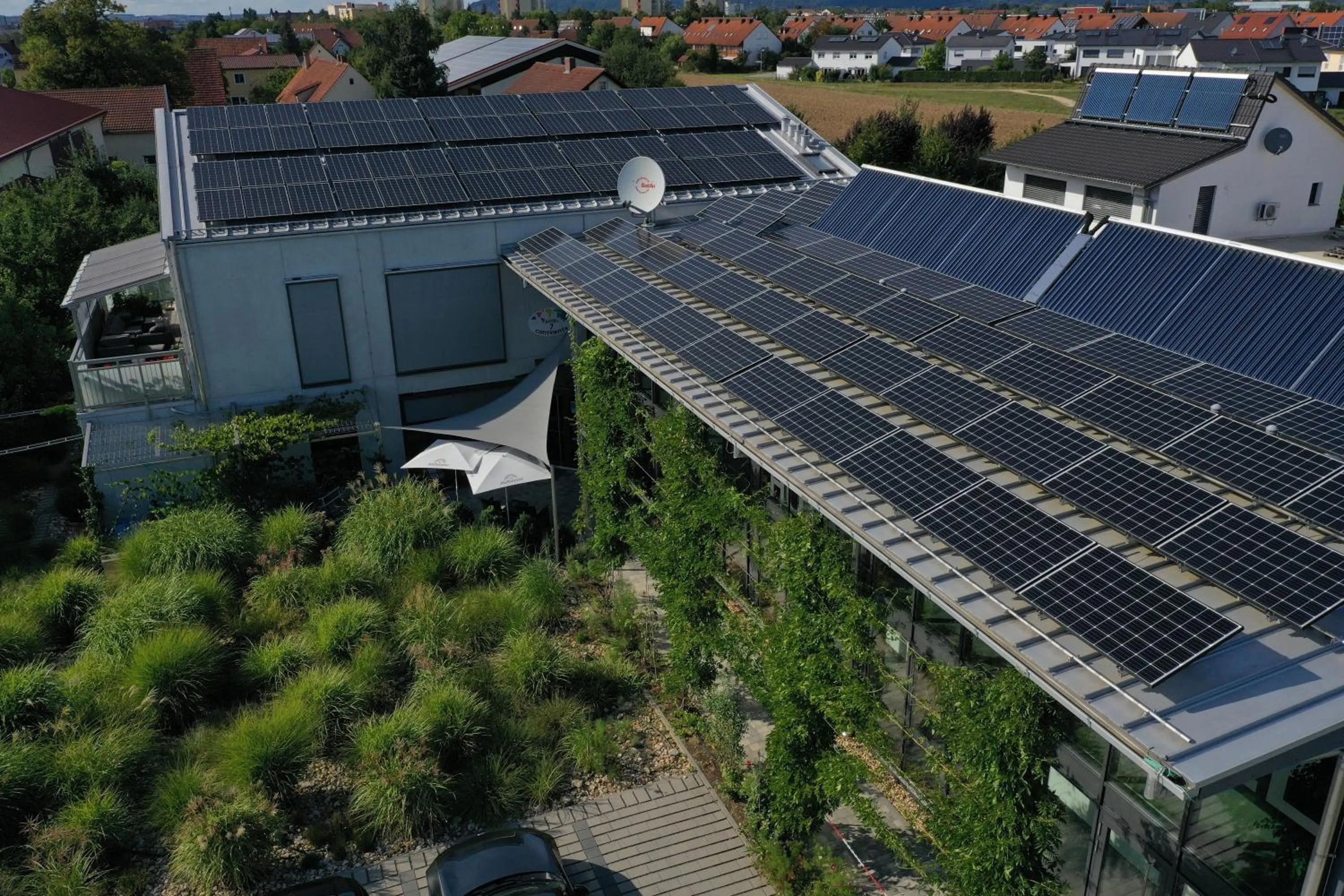 Property building in Hotel7Continents