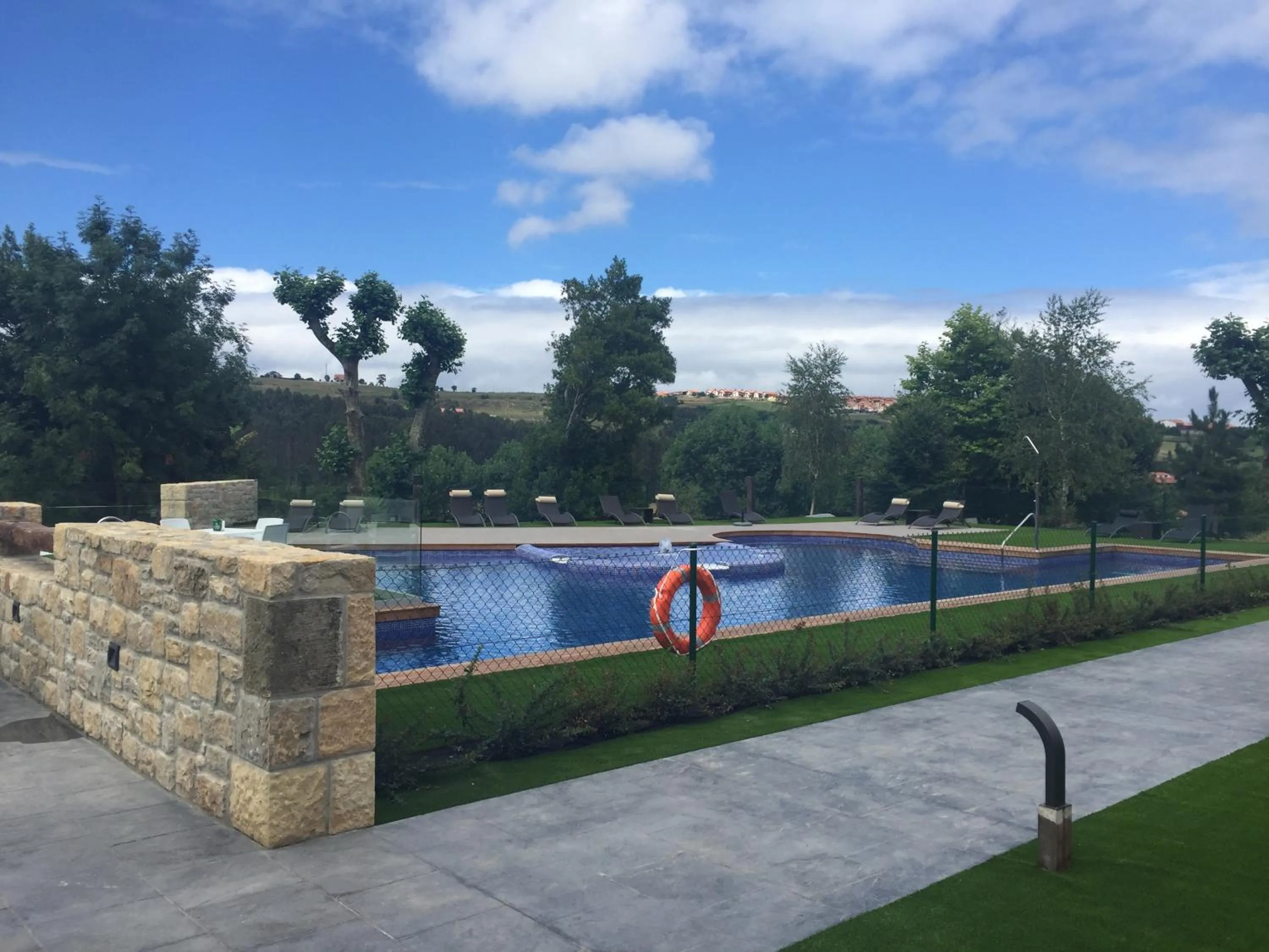 Pool view in Hotel Marfrei