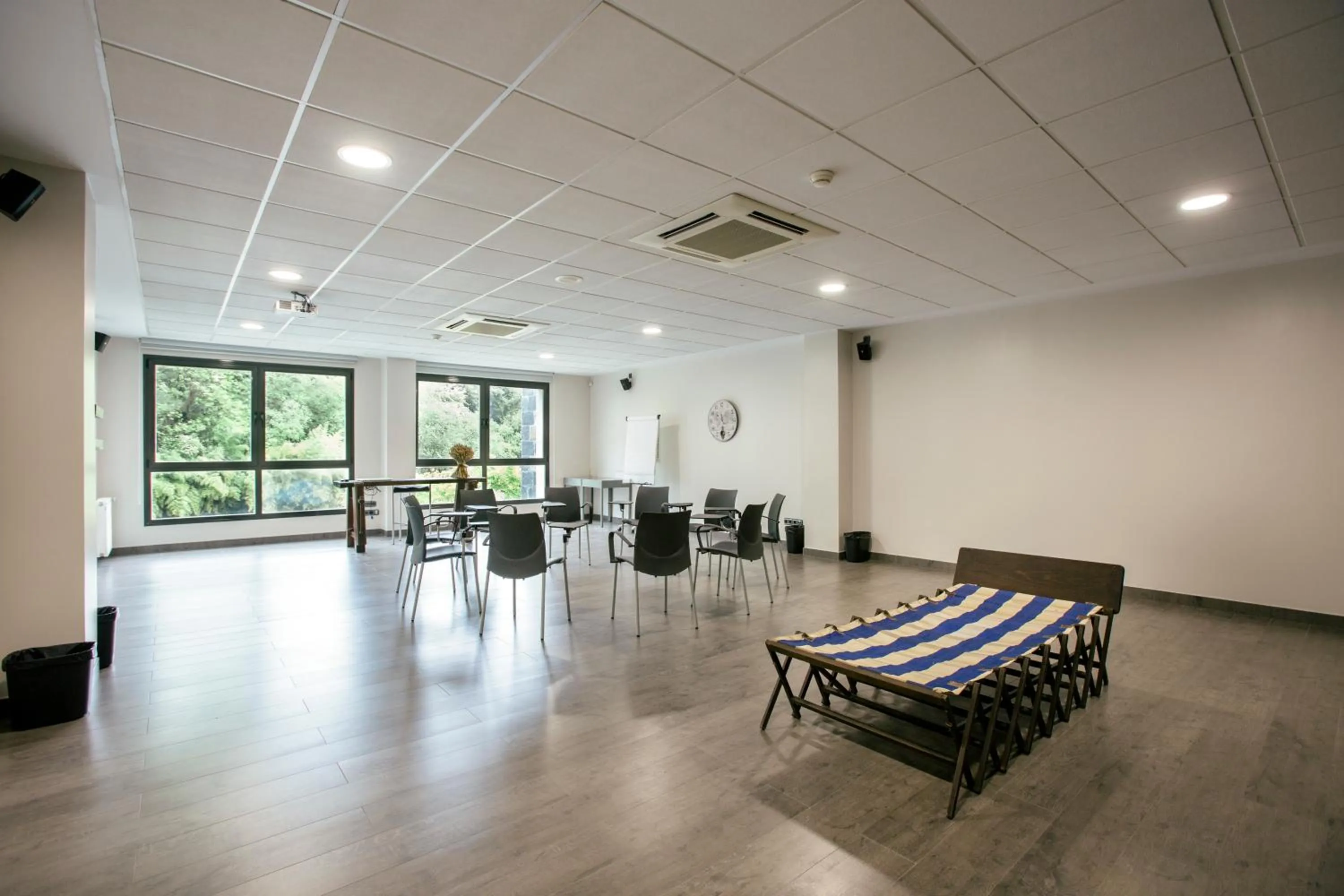 Meeting/conference room in Olarain