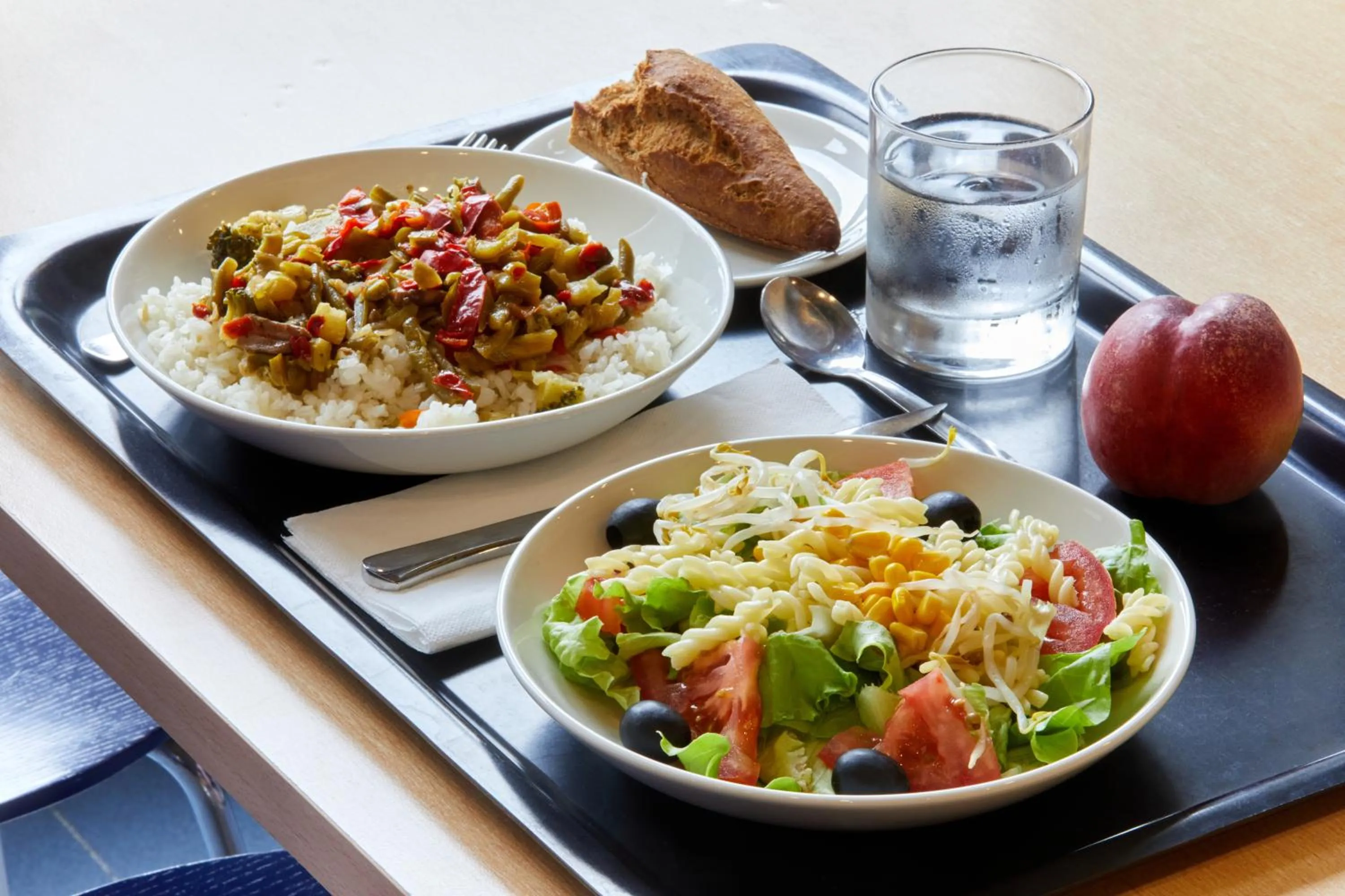 Restaurant/places to eat in Olarain