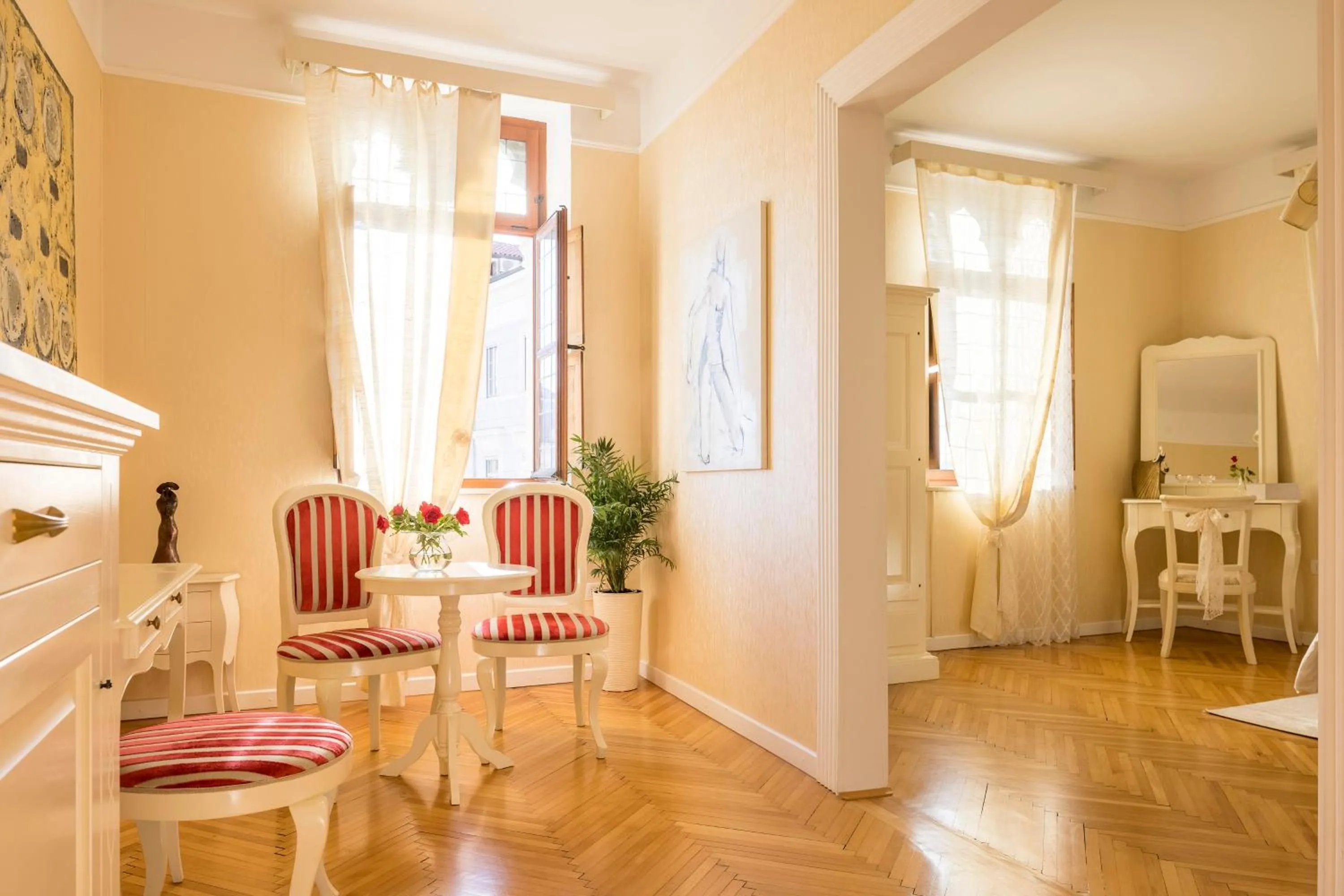 furniture in Benecanka Casa Veneziana Piran