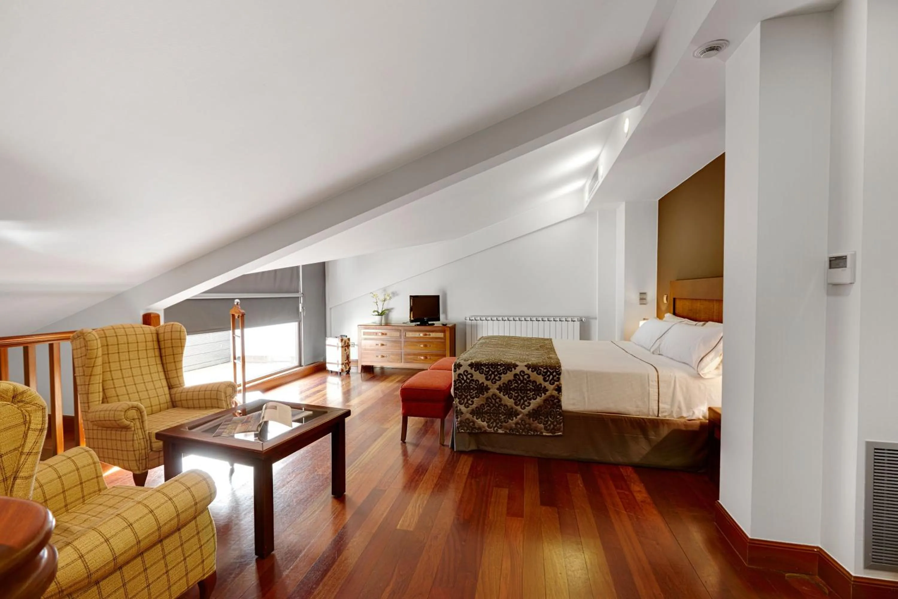 Photo of the whole room, Bed in Atalaia