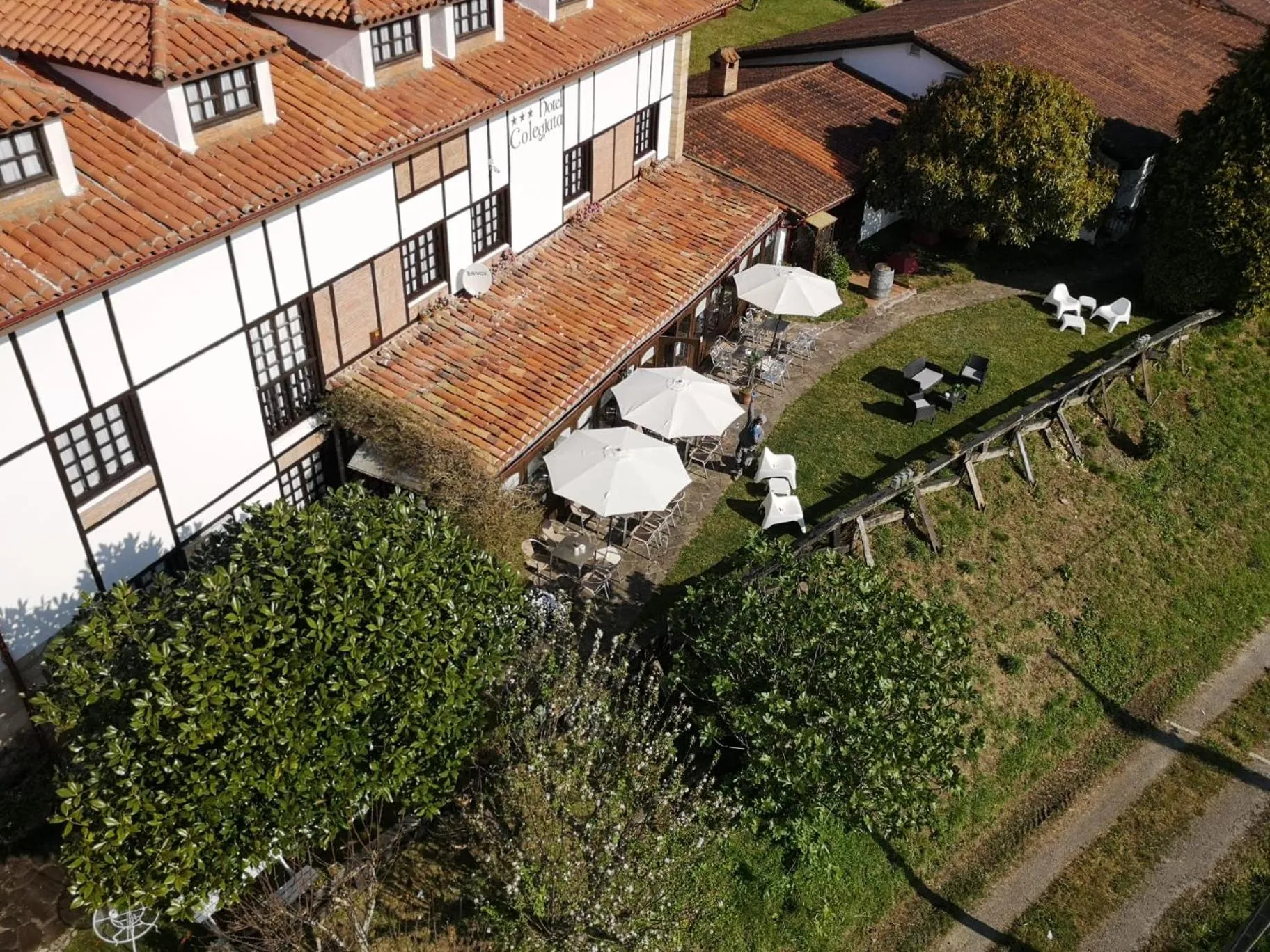 Property building in Hotel Colegiata