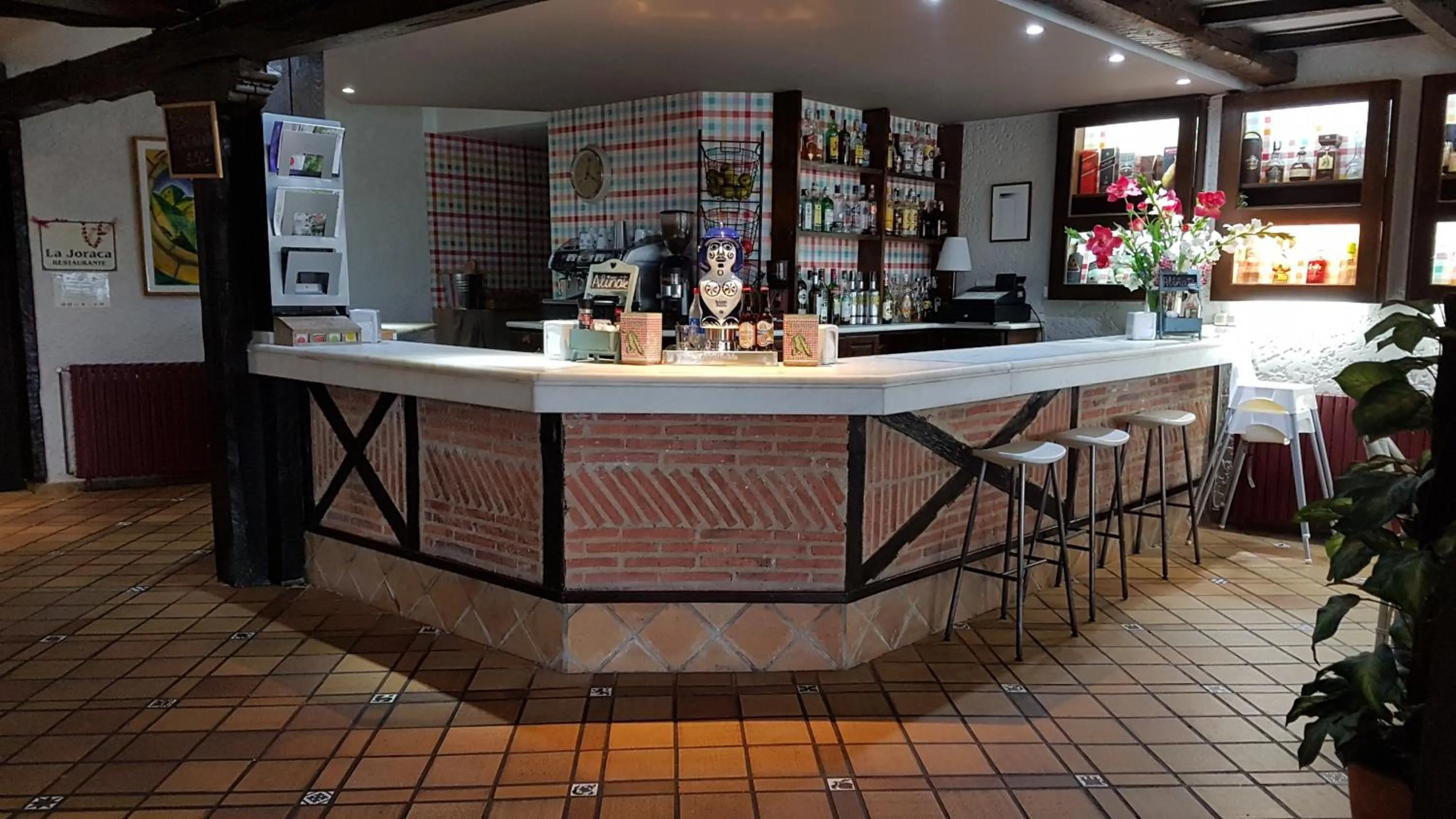 Lounge or bar in Hotel Colegiata