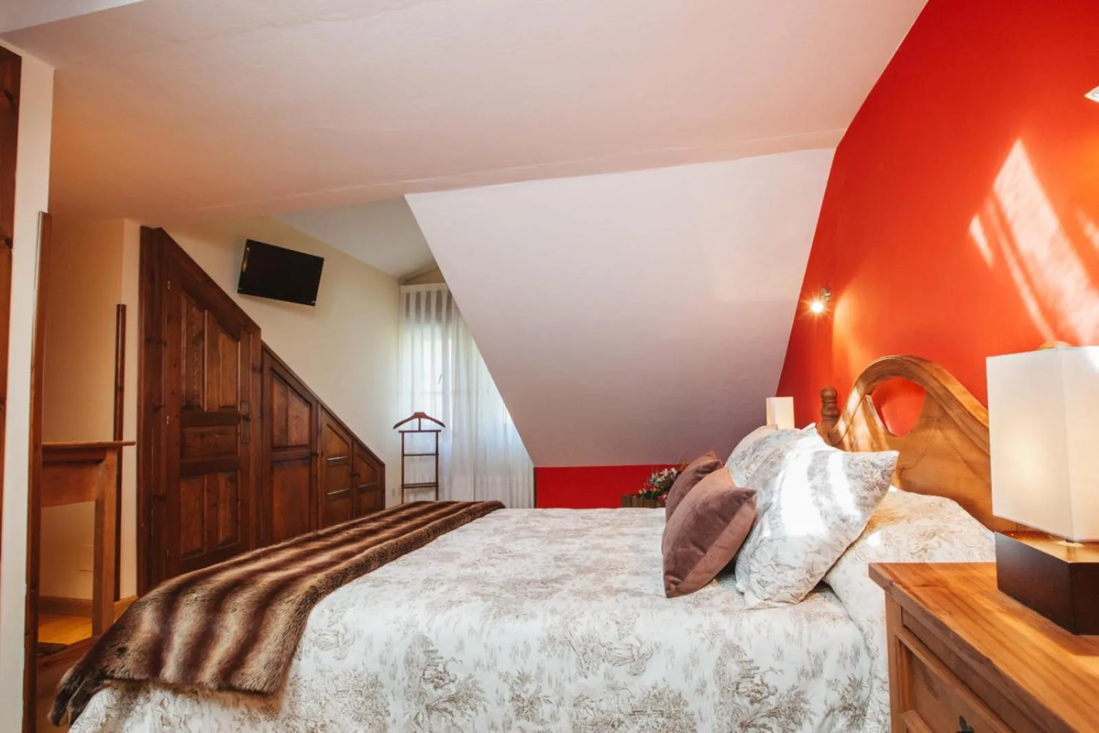 Photo of the whole room, Bed in Hotel Rural El Molino