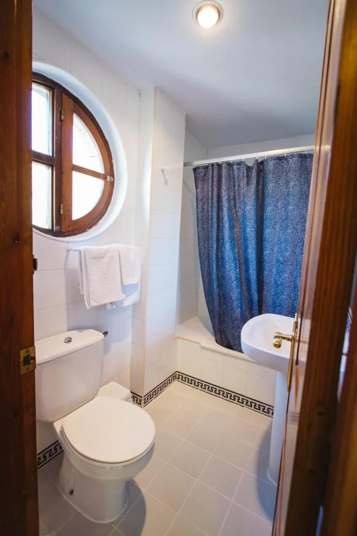 Bathroom in Hotel Rural El Molino