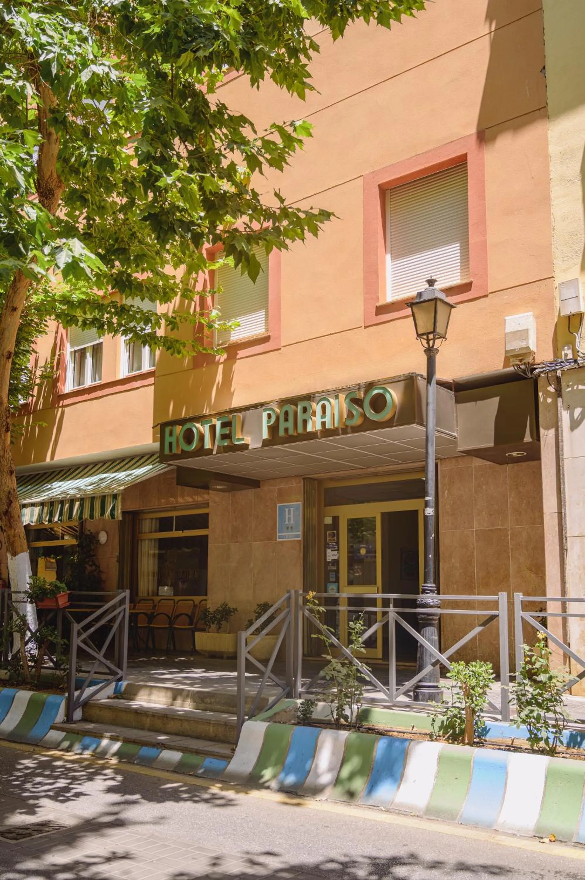 Property building in Hotel Paraíso