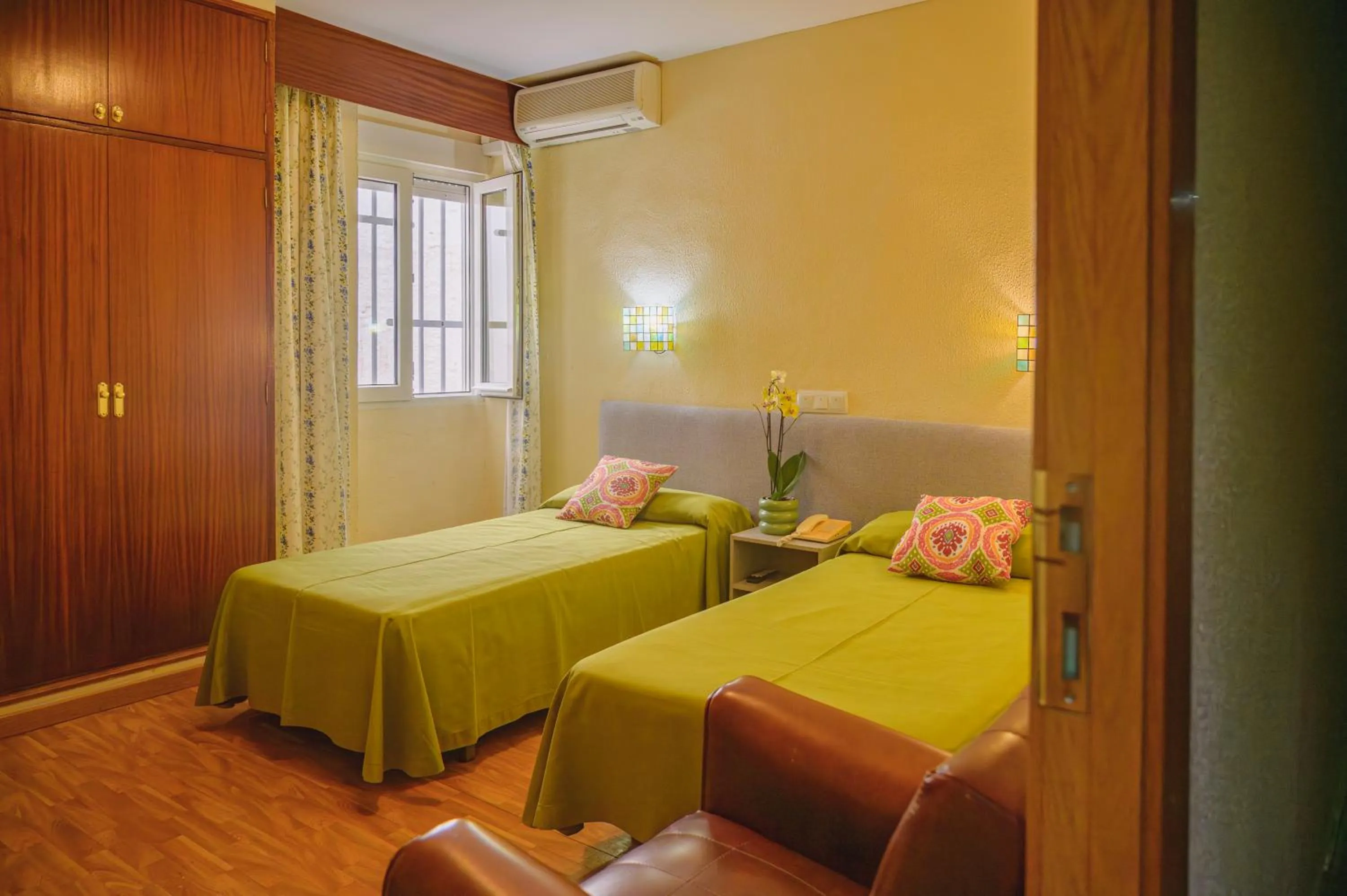 Photo of the whole room, Bed in Hotel Paraíso