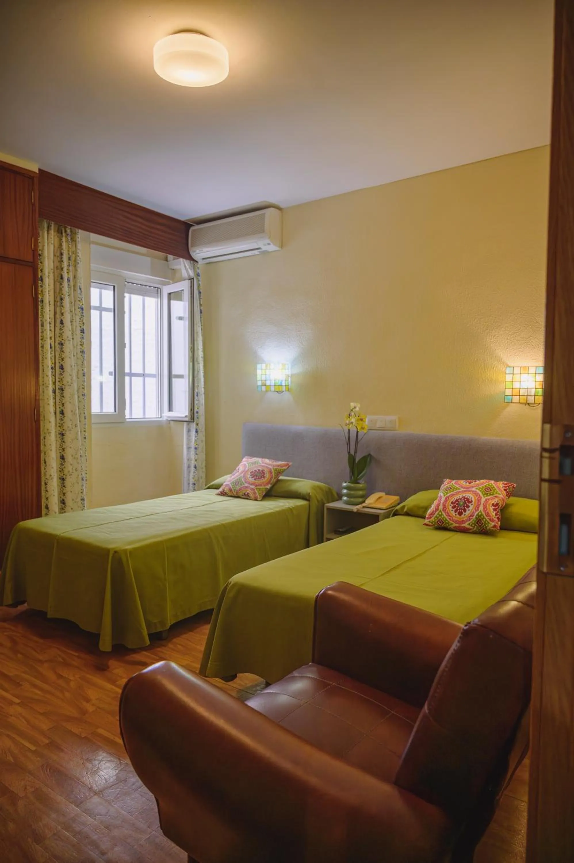 Photo of the whole room, Bed in Hotel Paraíso