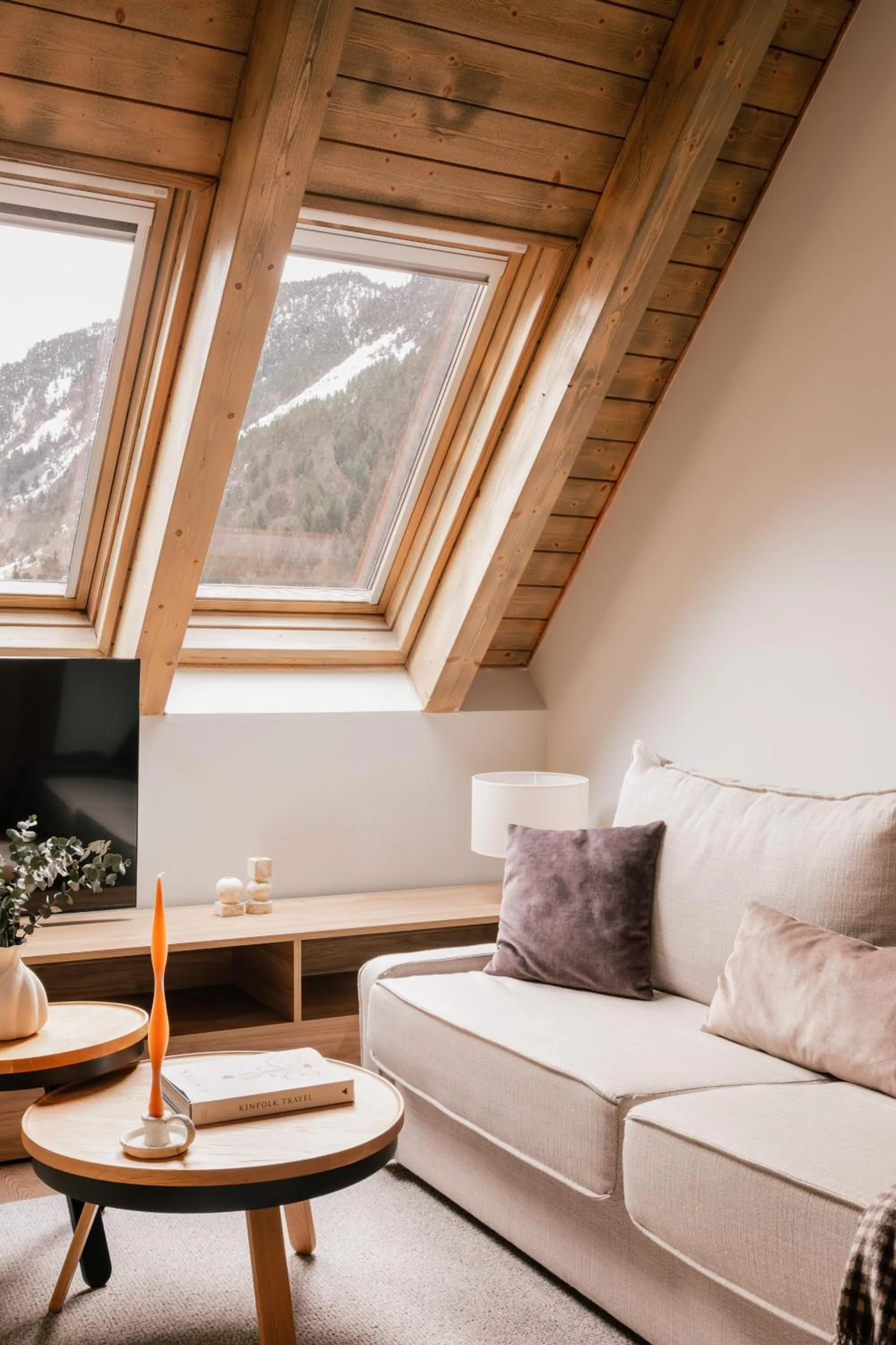 Living room in MIM Baqueira Member of Melia Collection