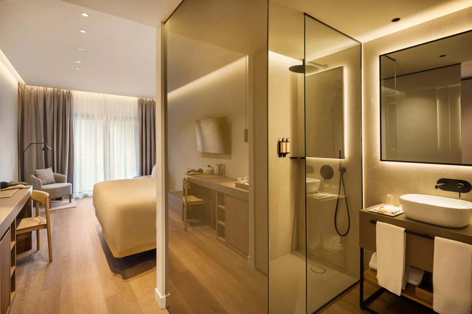 Superior Double or Twin Room Half Board Included in MiM Baqueira Meliá Collection