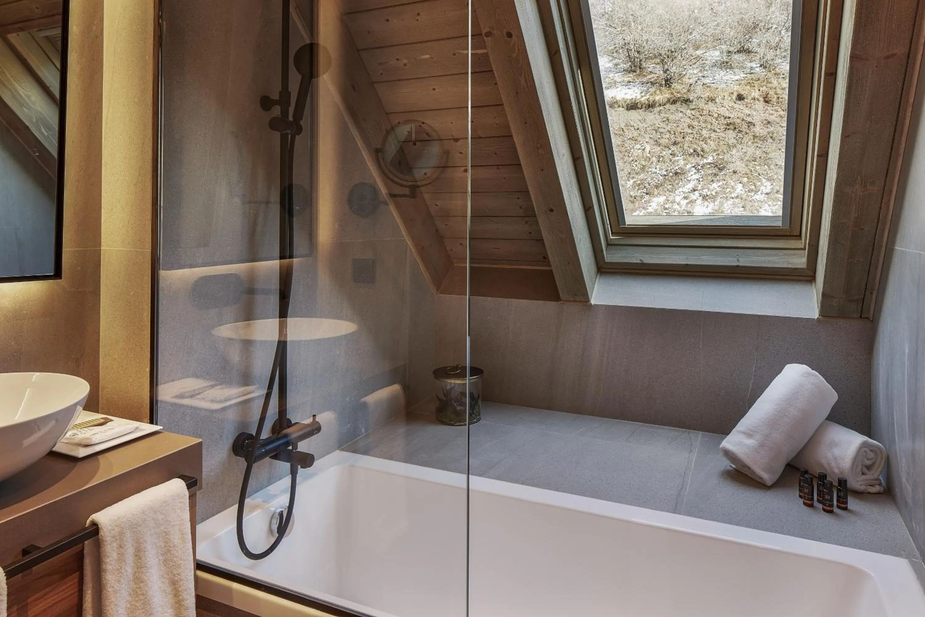 Bathroom in MIM Baqueira Member of Melia Collection