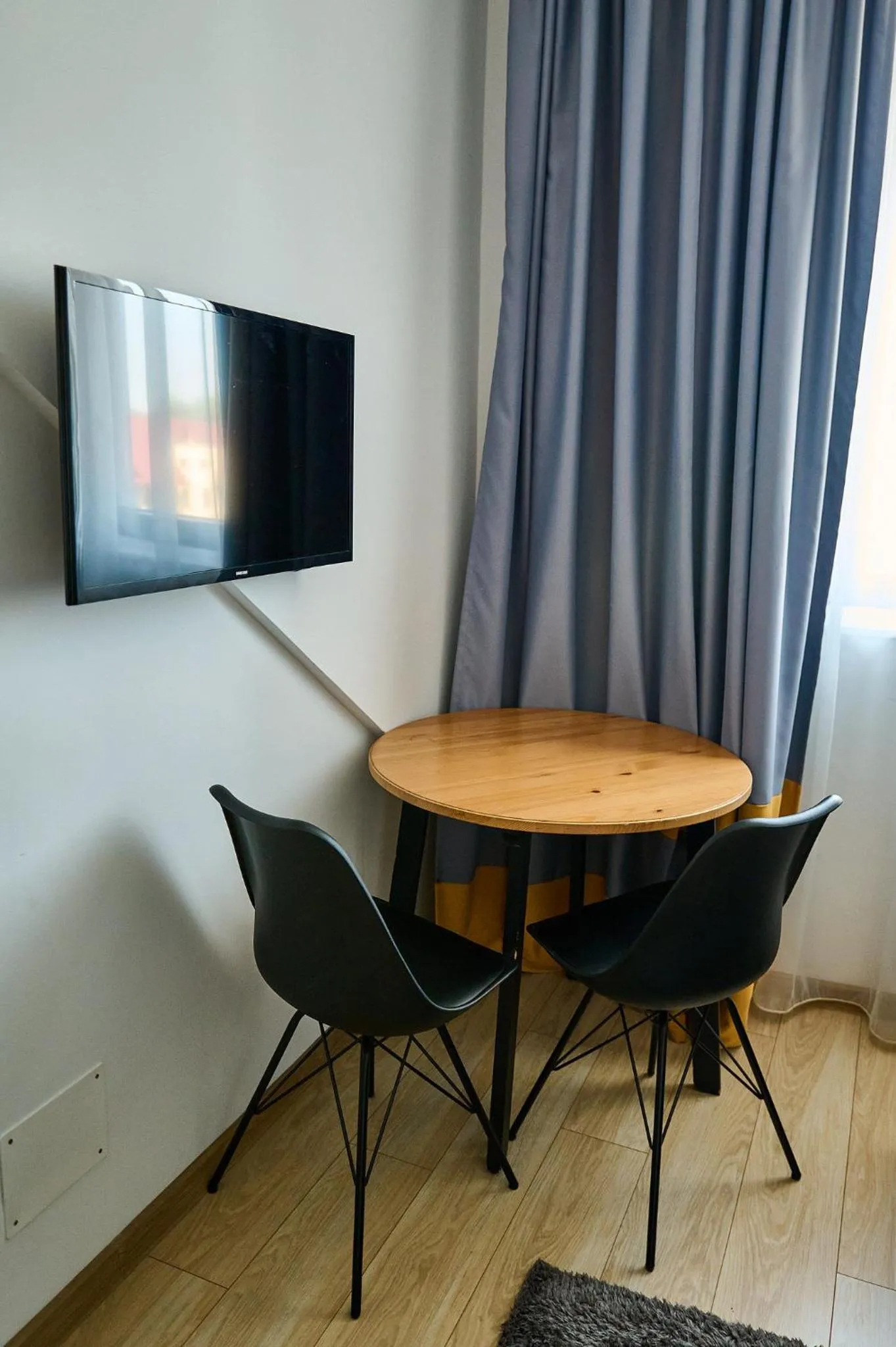 TV and multimedia in Hotel Evianne Boutique