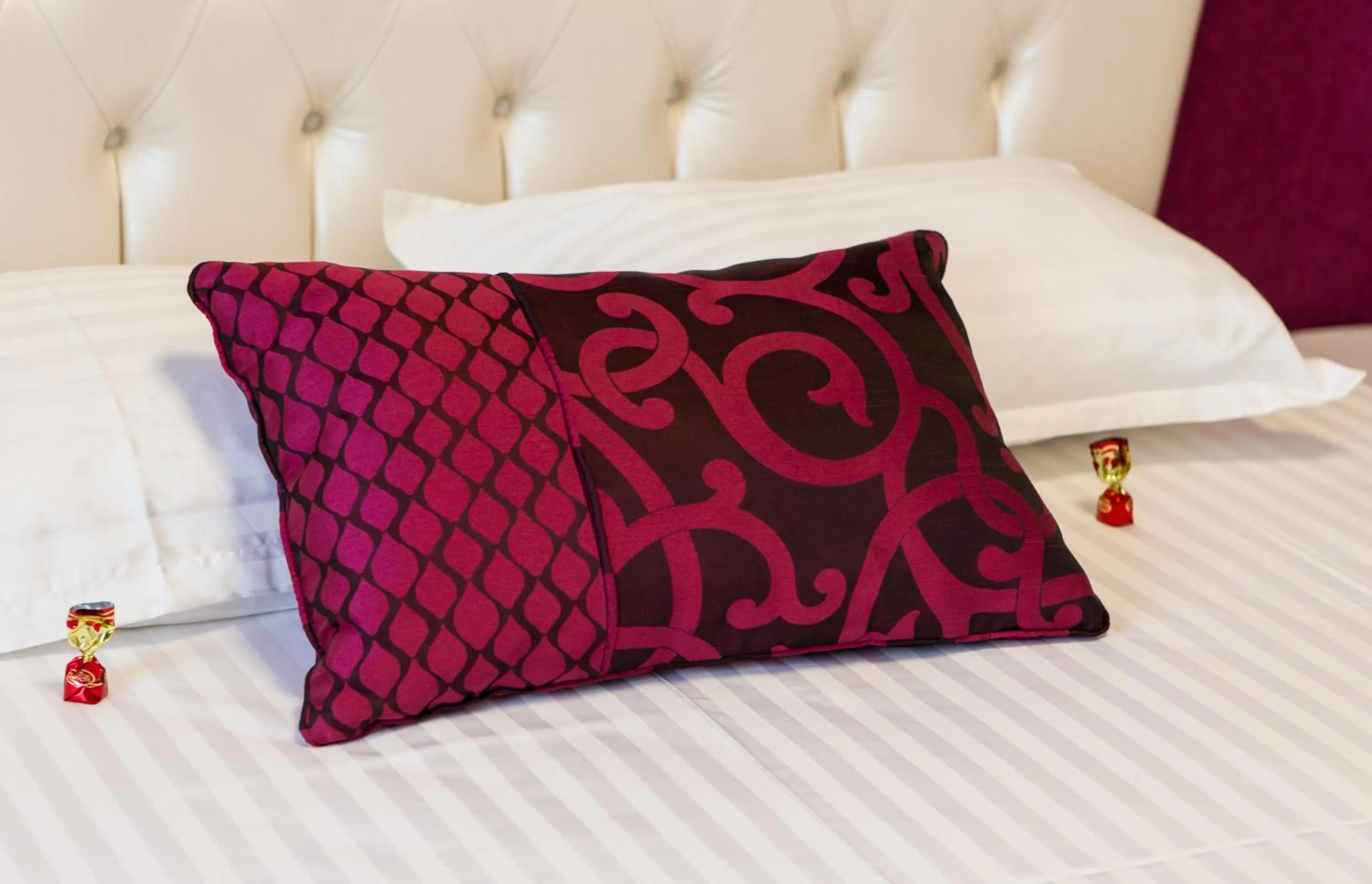 Decorative detail, Bed in Hotel Evianne Boutique