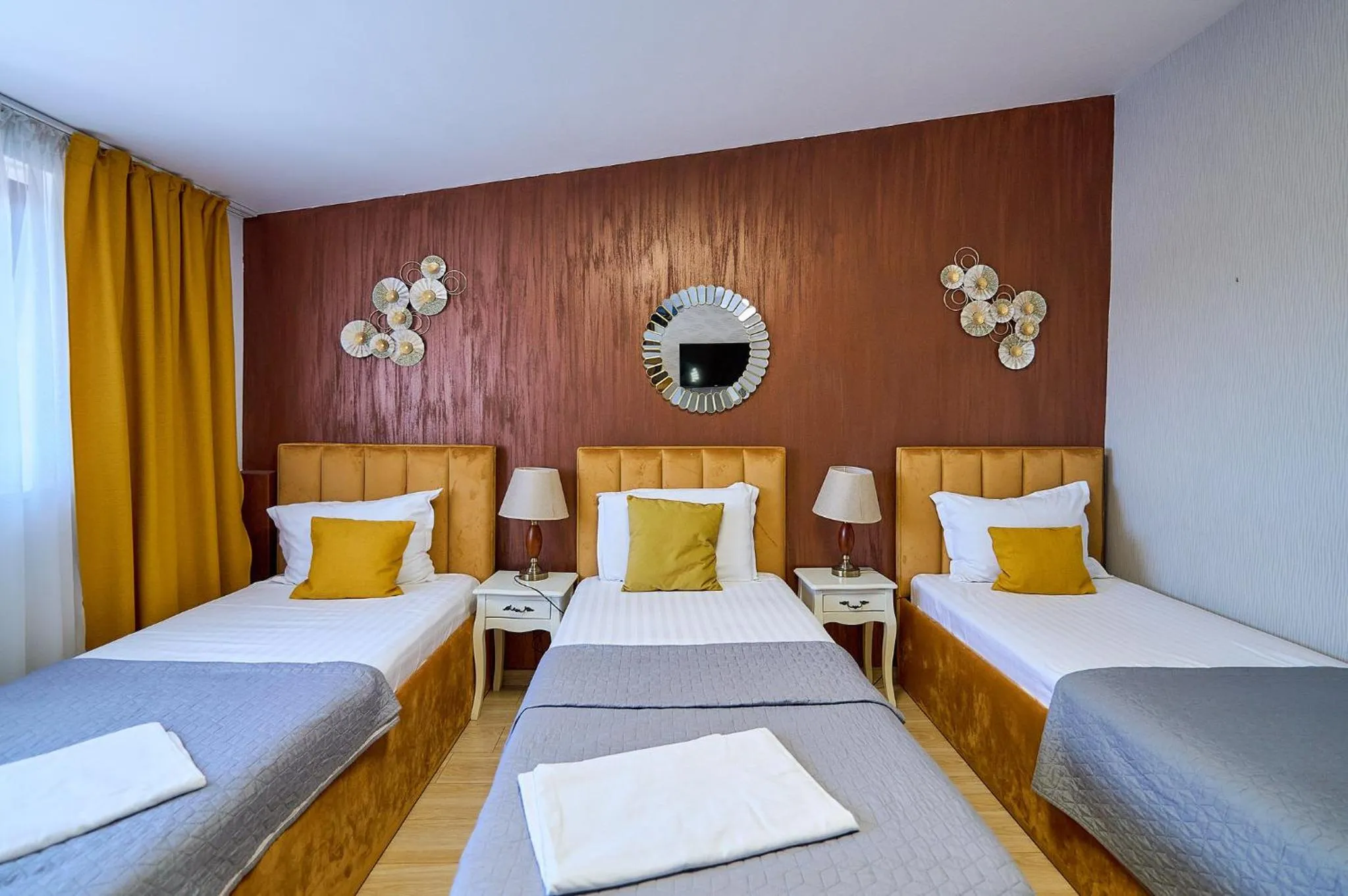 Photo of the whole room, Bed in Hotel Evianne Boutique