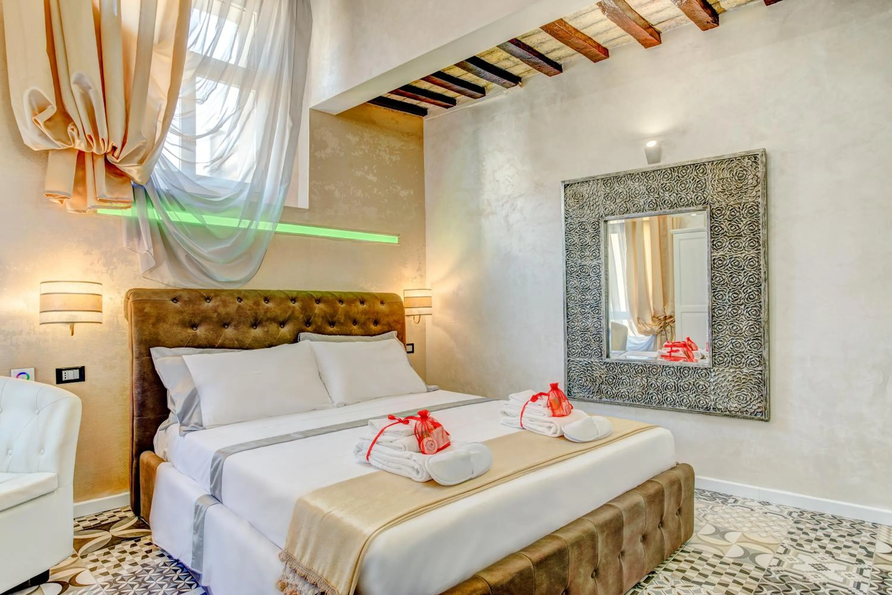 Bedroom, Bed in Hub Pantheon