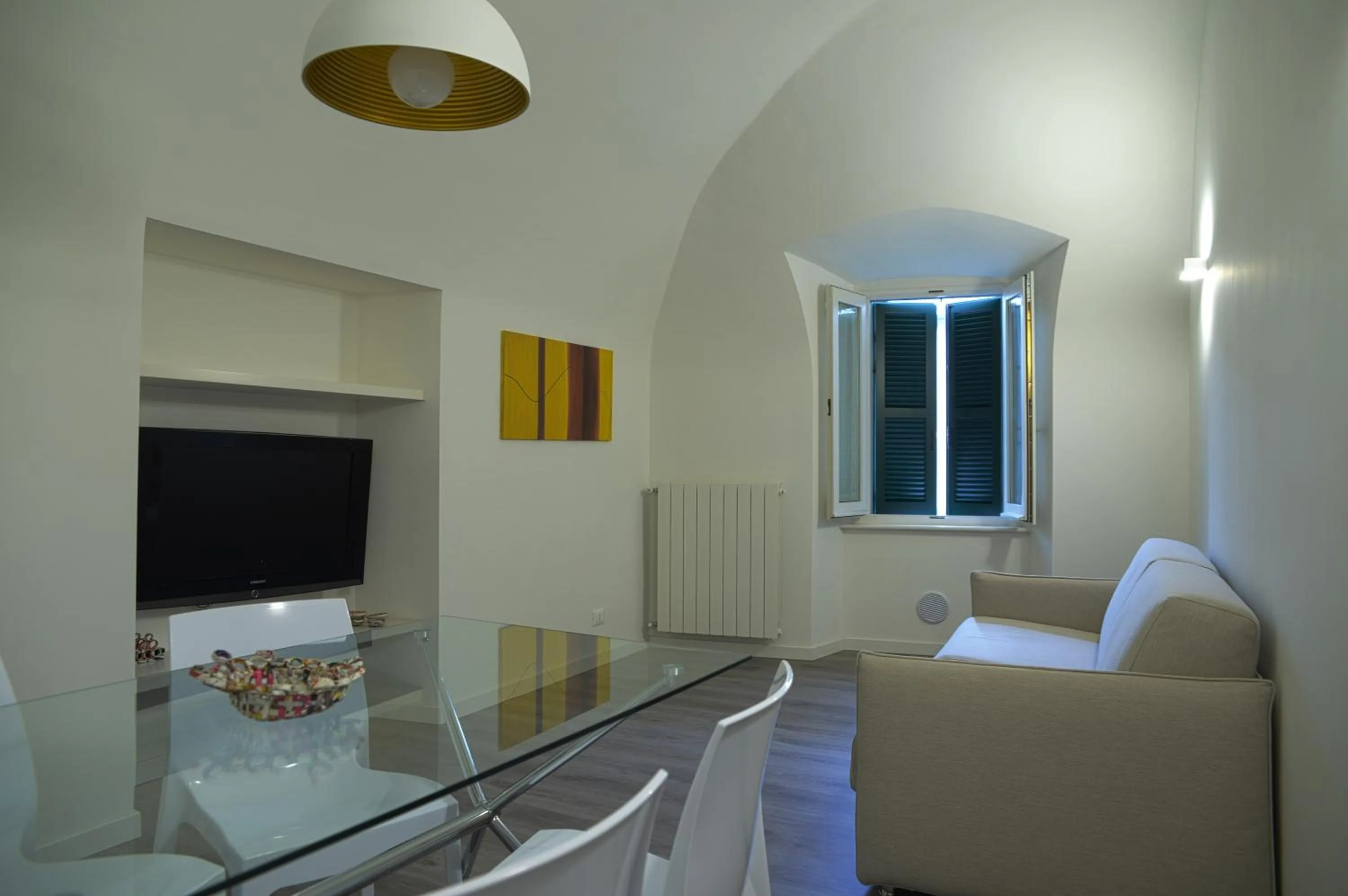 Seating area in Iseo Lake - Rooms & Apartments