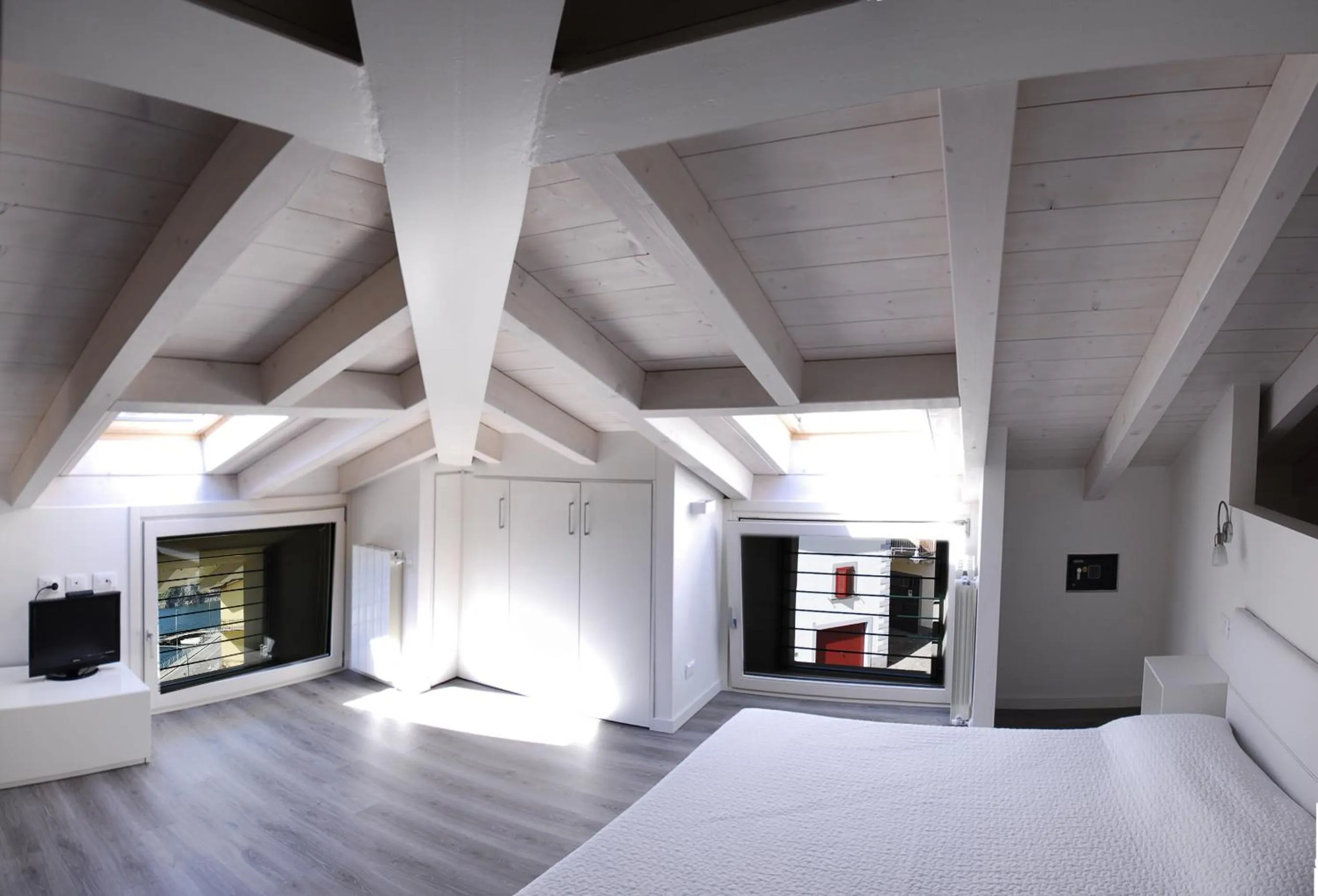 Photo of the whole room, Bed in Iseo Lake - Rooms & Apartments