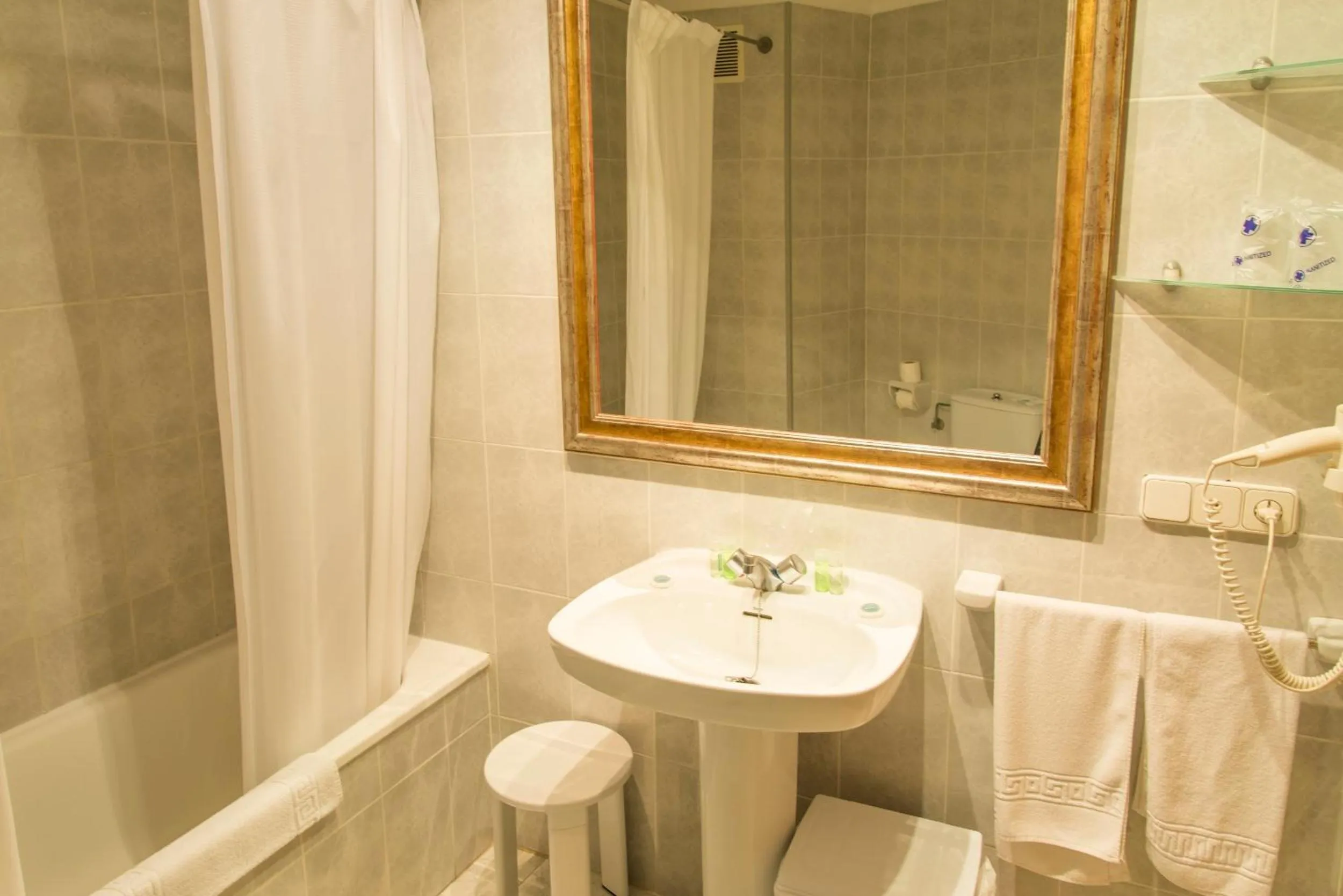 Bathroom in Hotel Jaime I