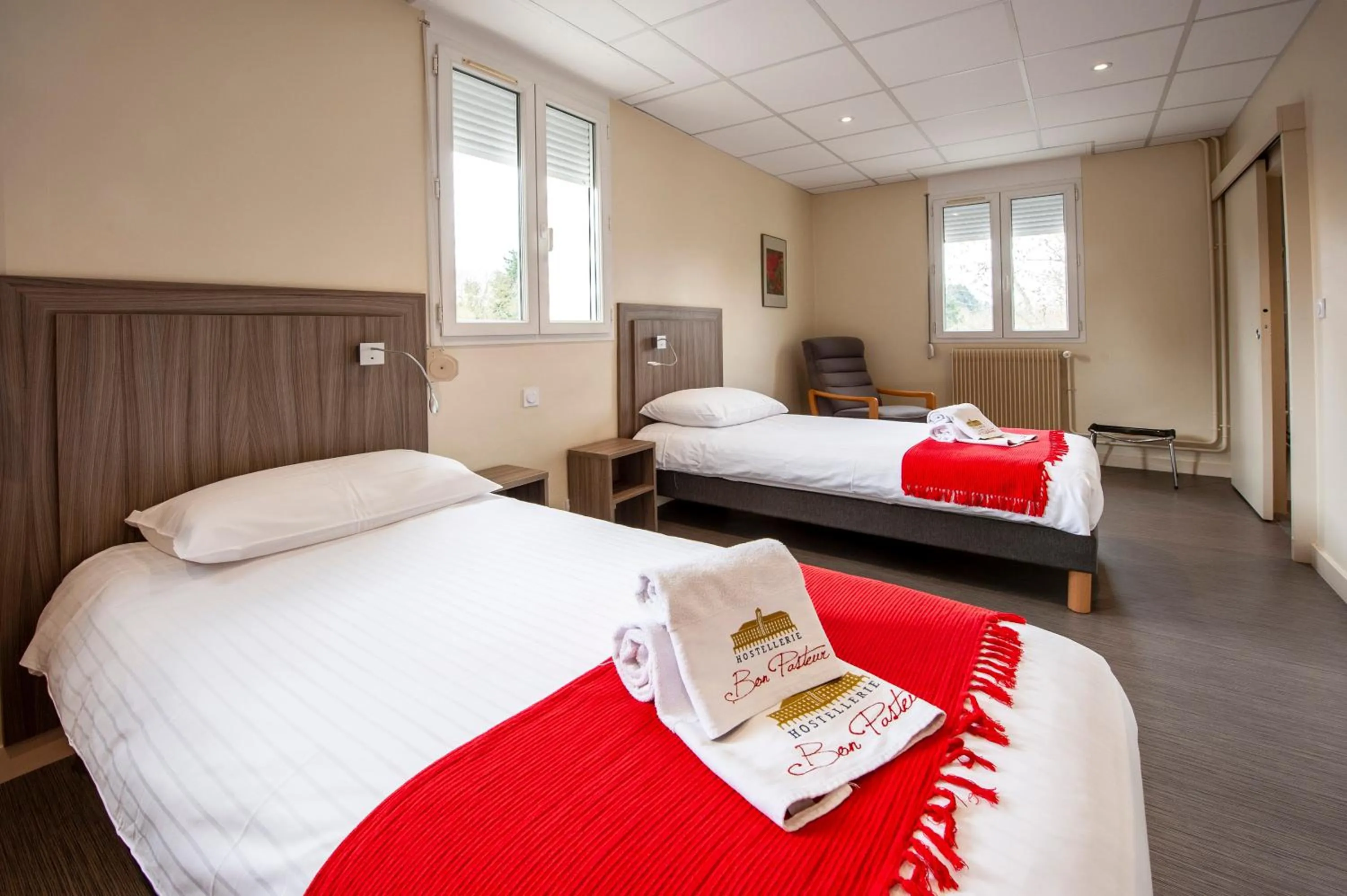 Bedroom in Hostellerie Bon Pasteur