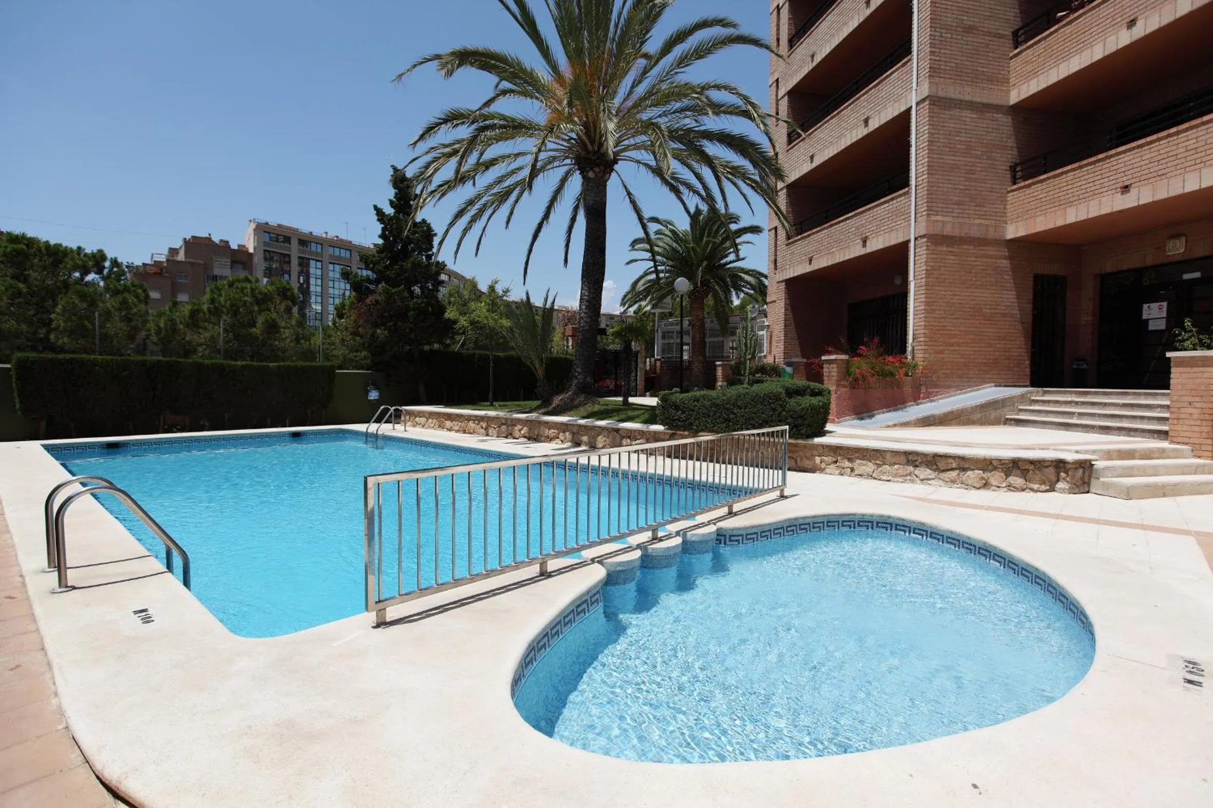 Swimming pool in La Caseta Apartments
