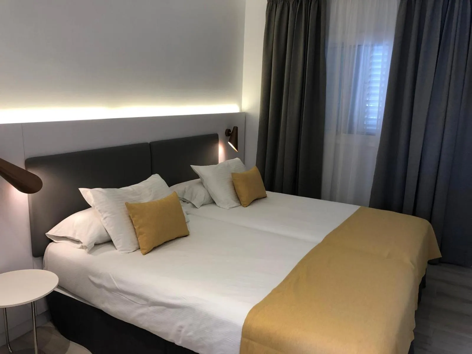 Photo of the whole room, Bed in Relaxia Los Girasoles Bungalows