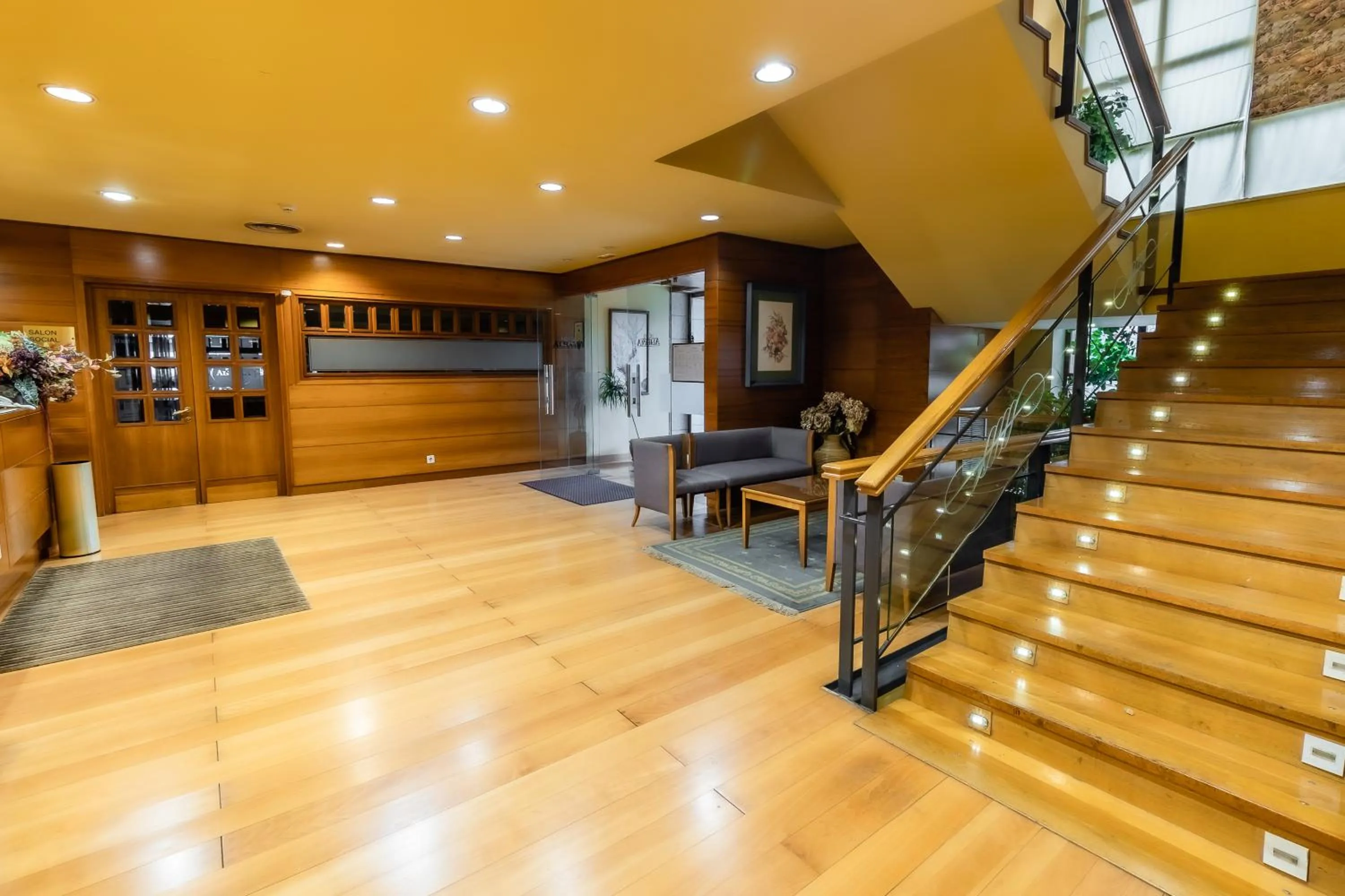 Lobby or reception in Hotel Alhama