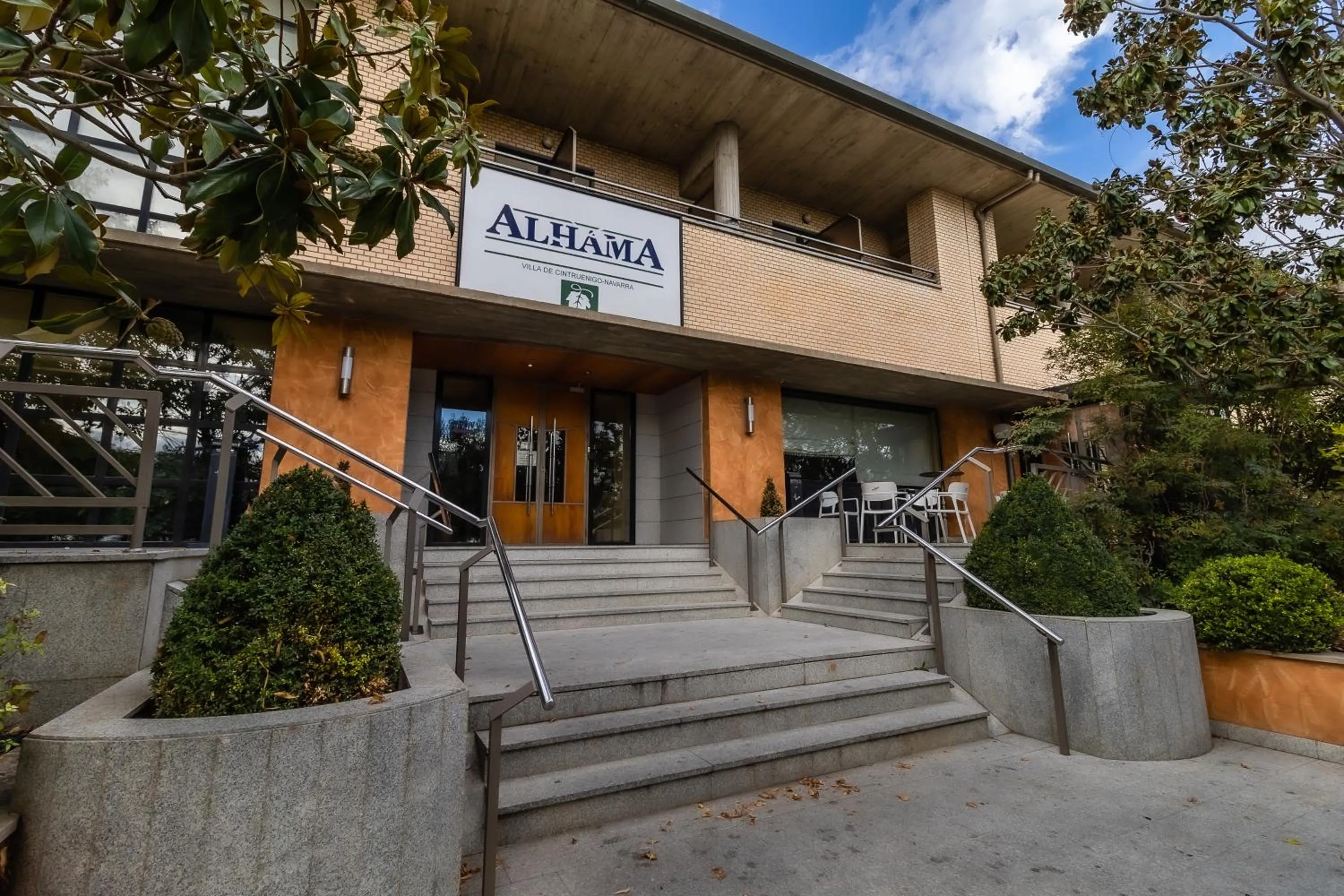 Property building in Hotel Alhama