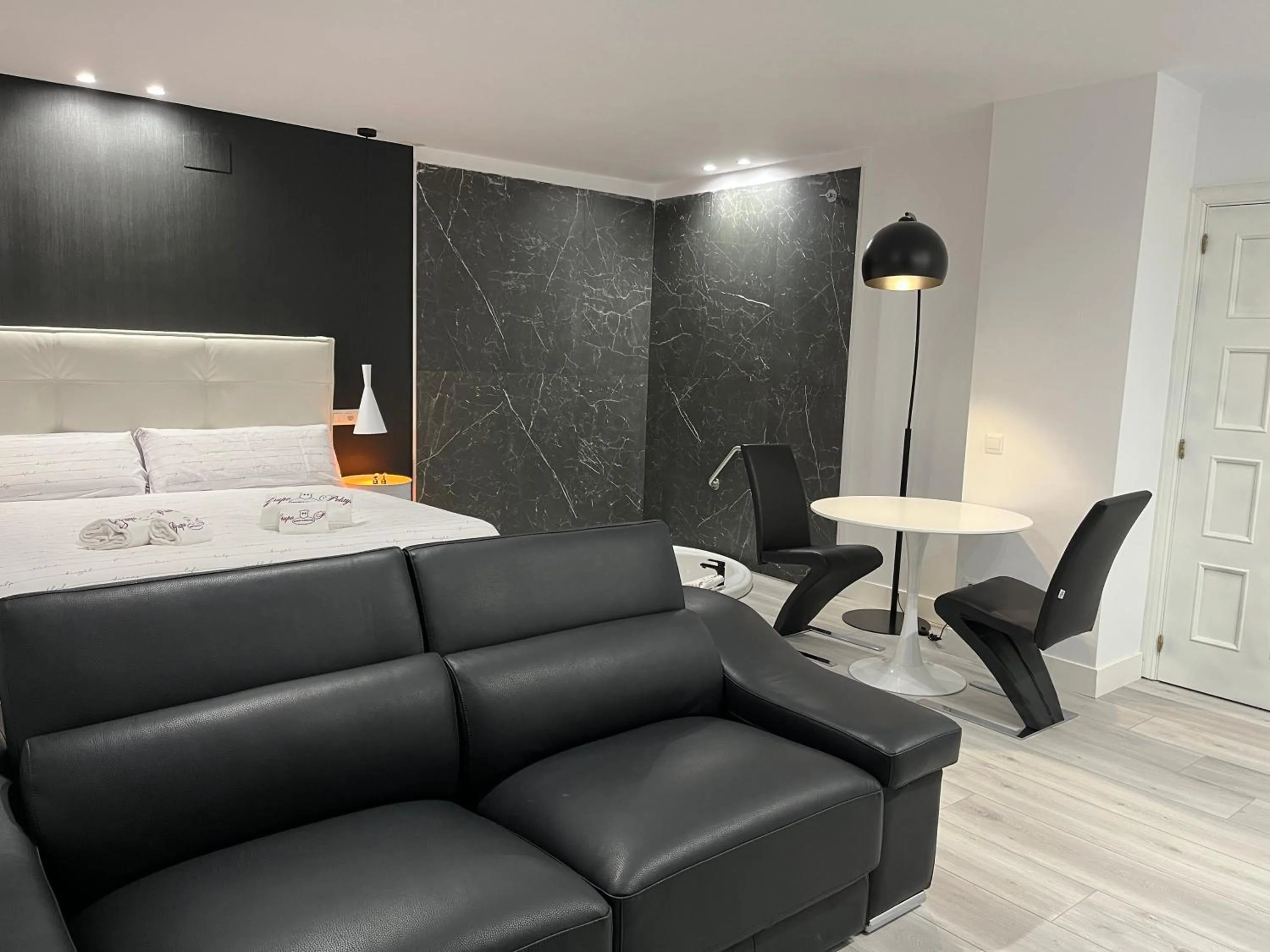 H Pelayo Noja Auto Check-In Rooms