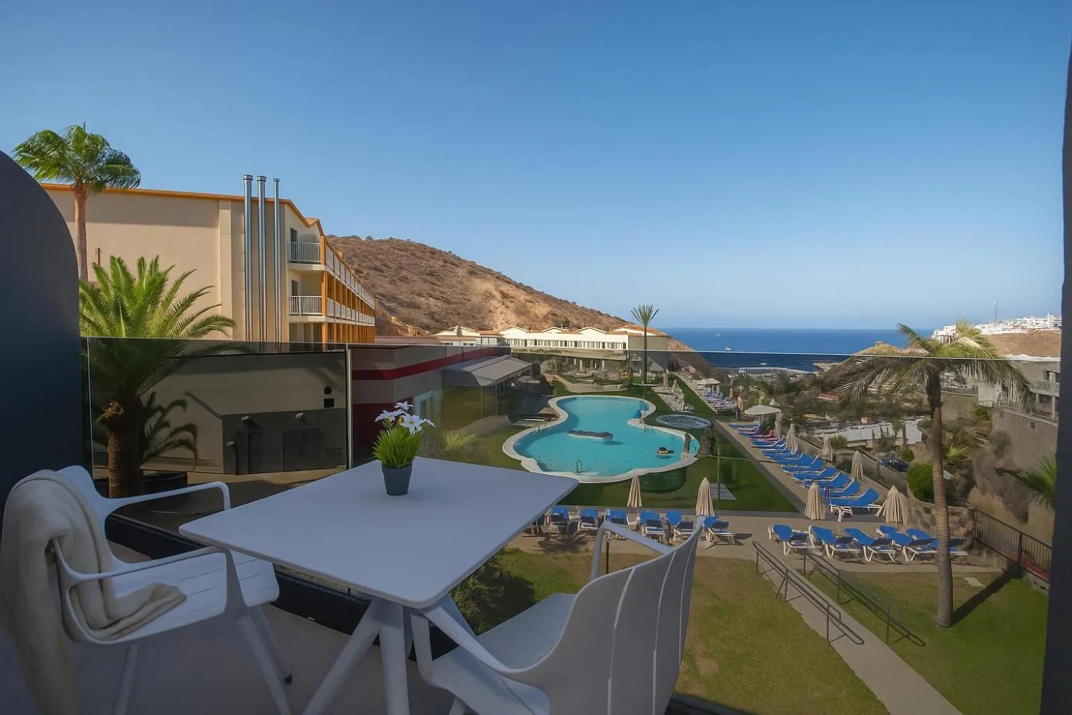 Apartamentos Natural Park