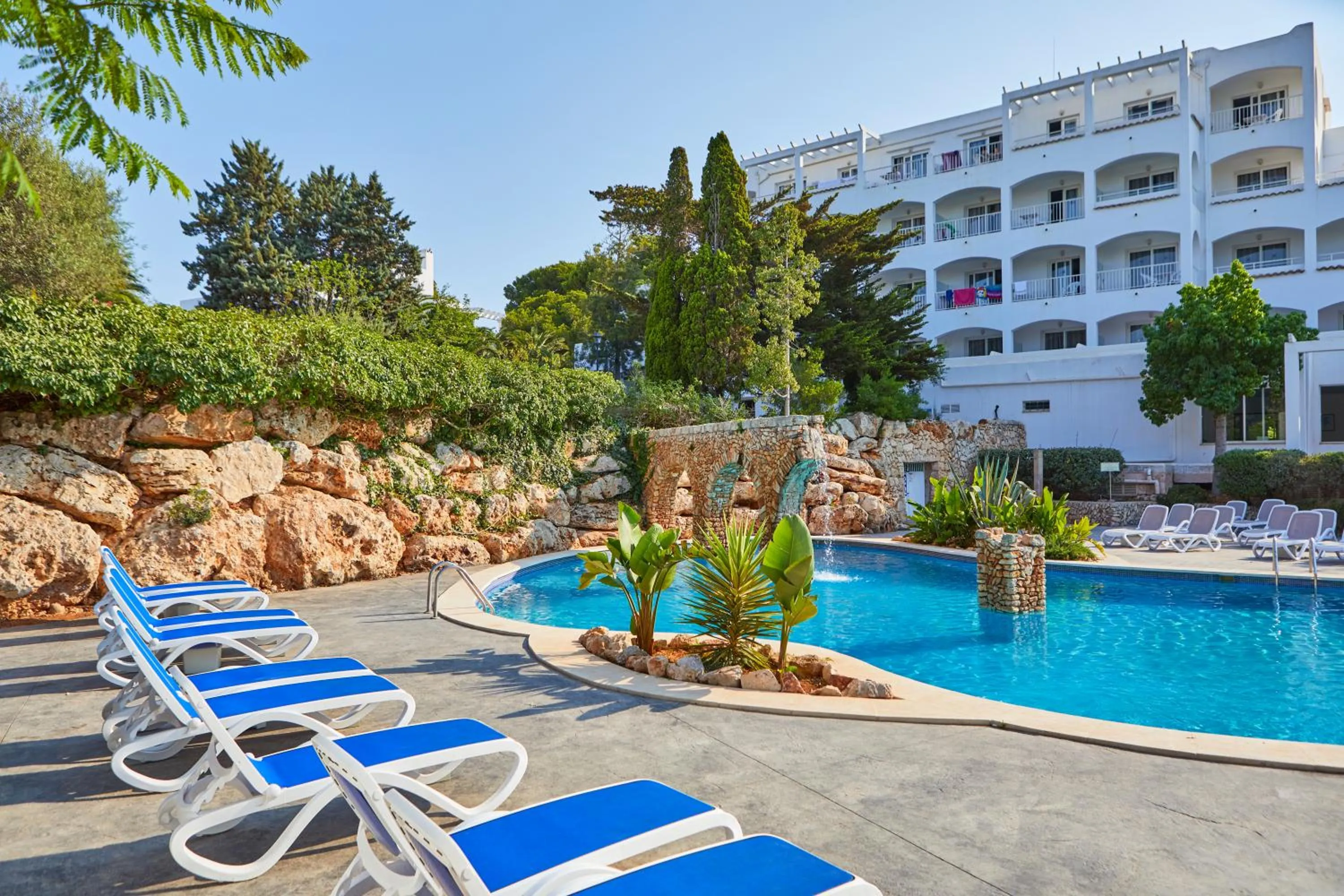 Swimming pool in OLA Apartamentos Cala d'Or