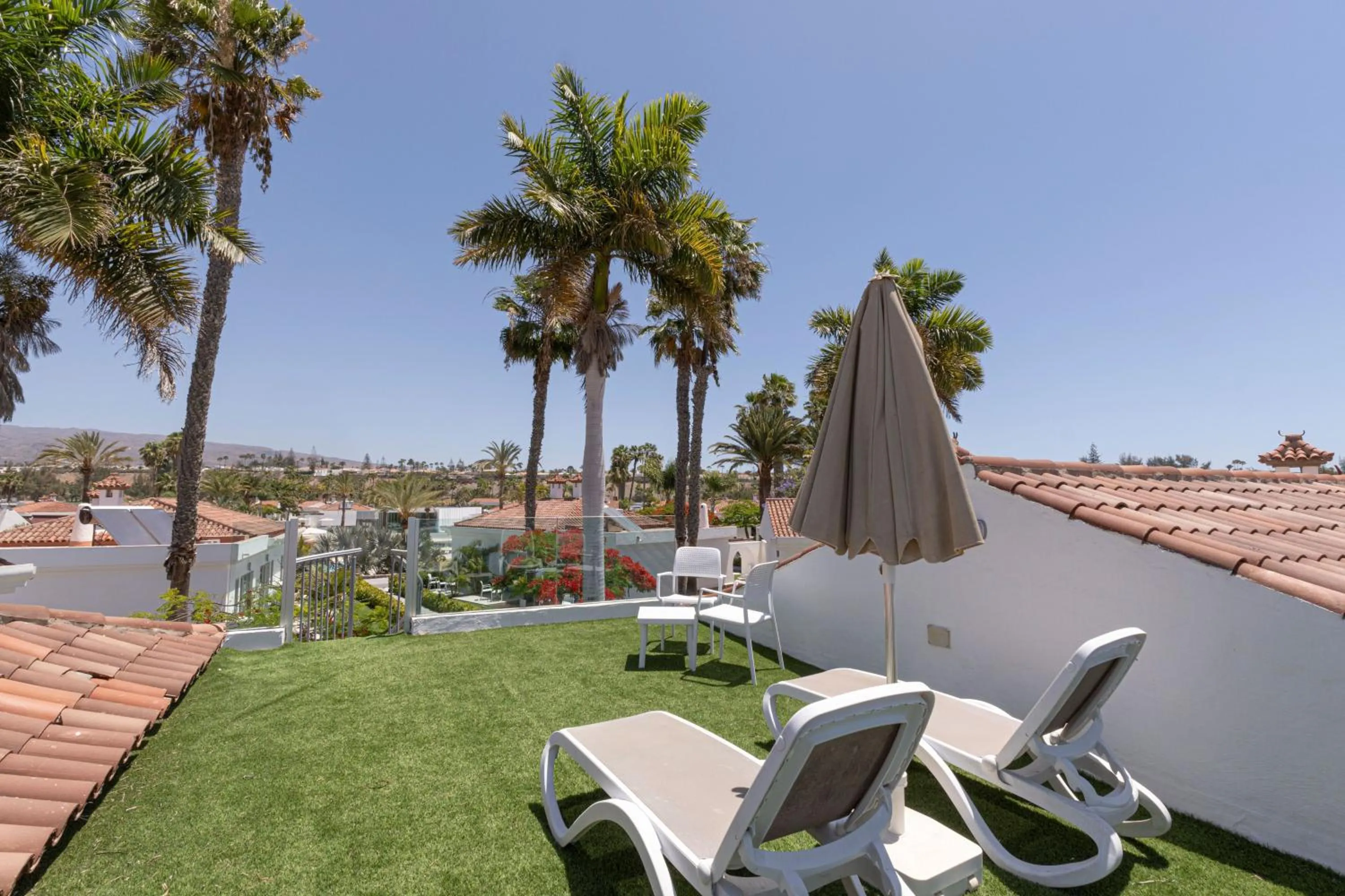 Balcony/Terrace in Hotel LIVVO Dunagolf Suites