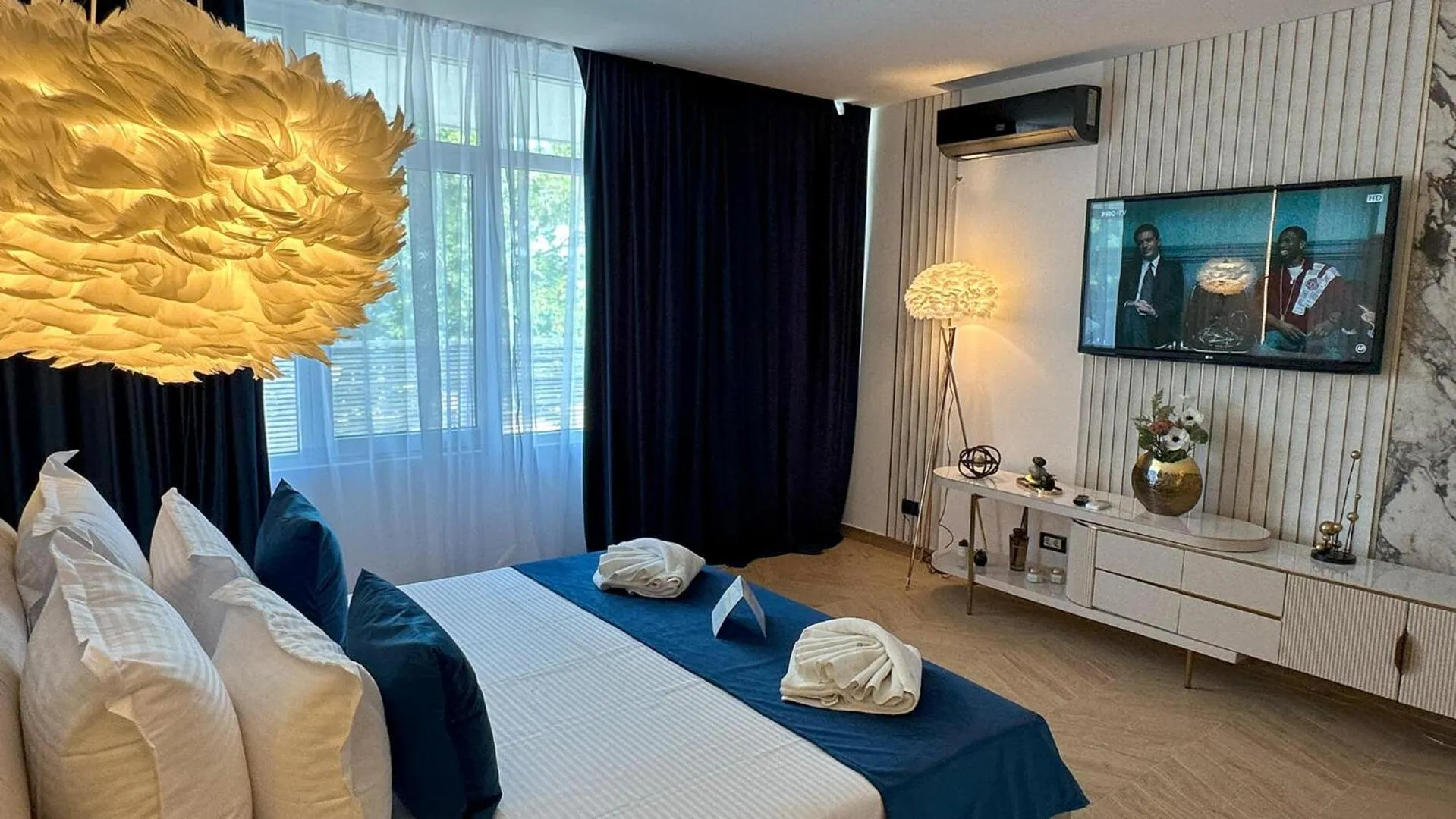 Bed in Aqvatonic Hotel - Steaua de Mare