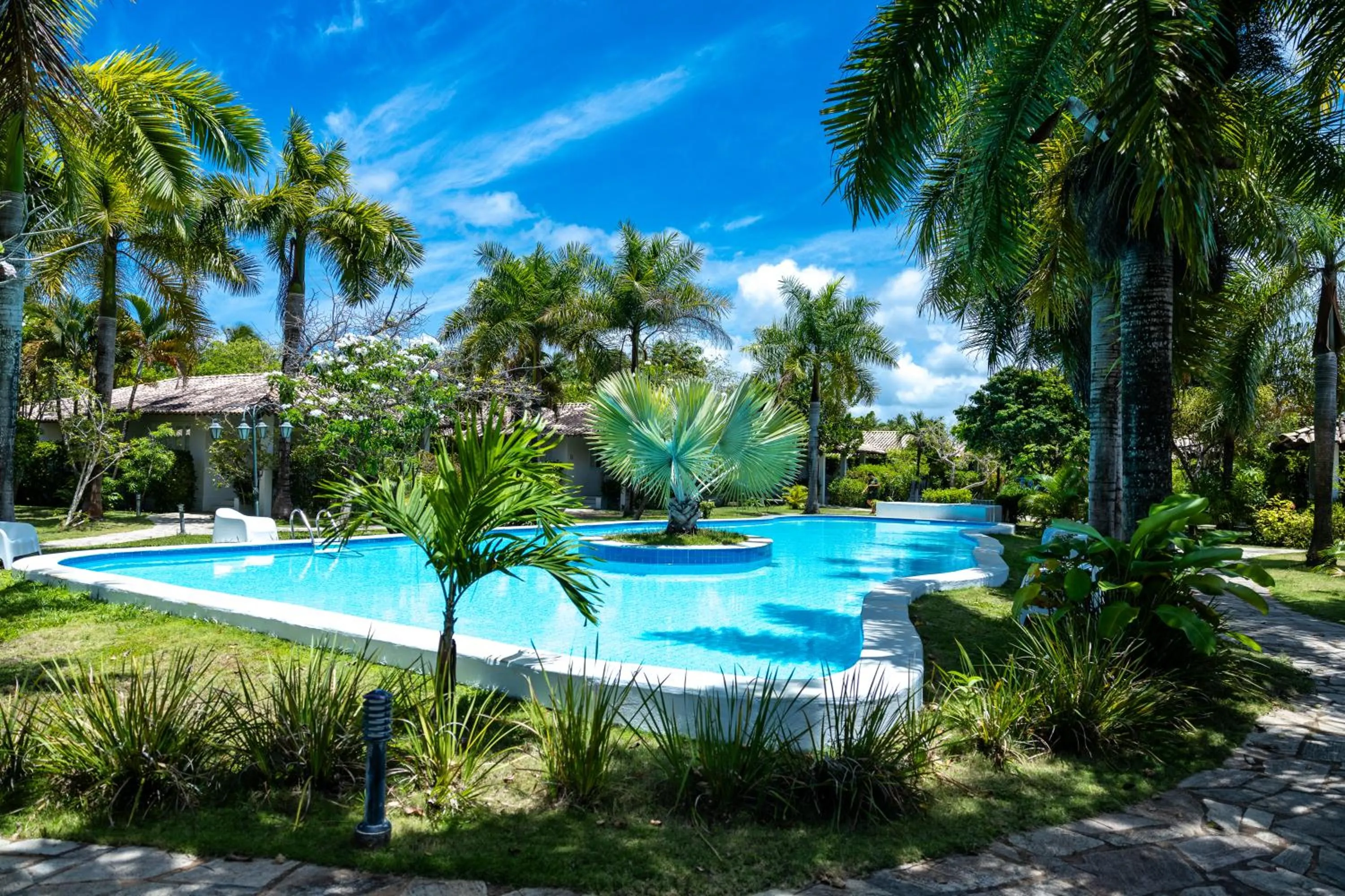 Garden in Pousada Aldeia Beijupirá