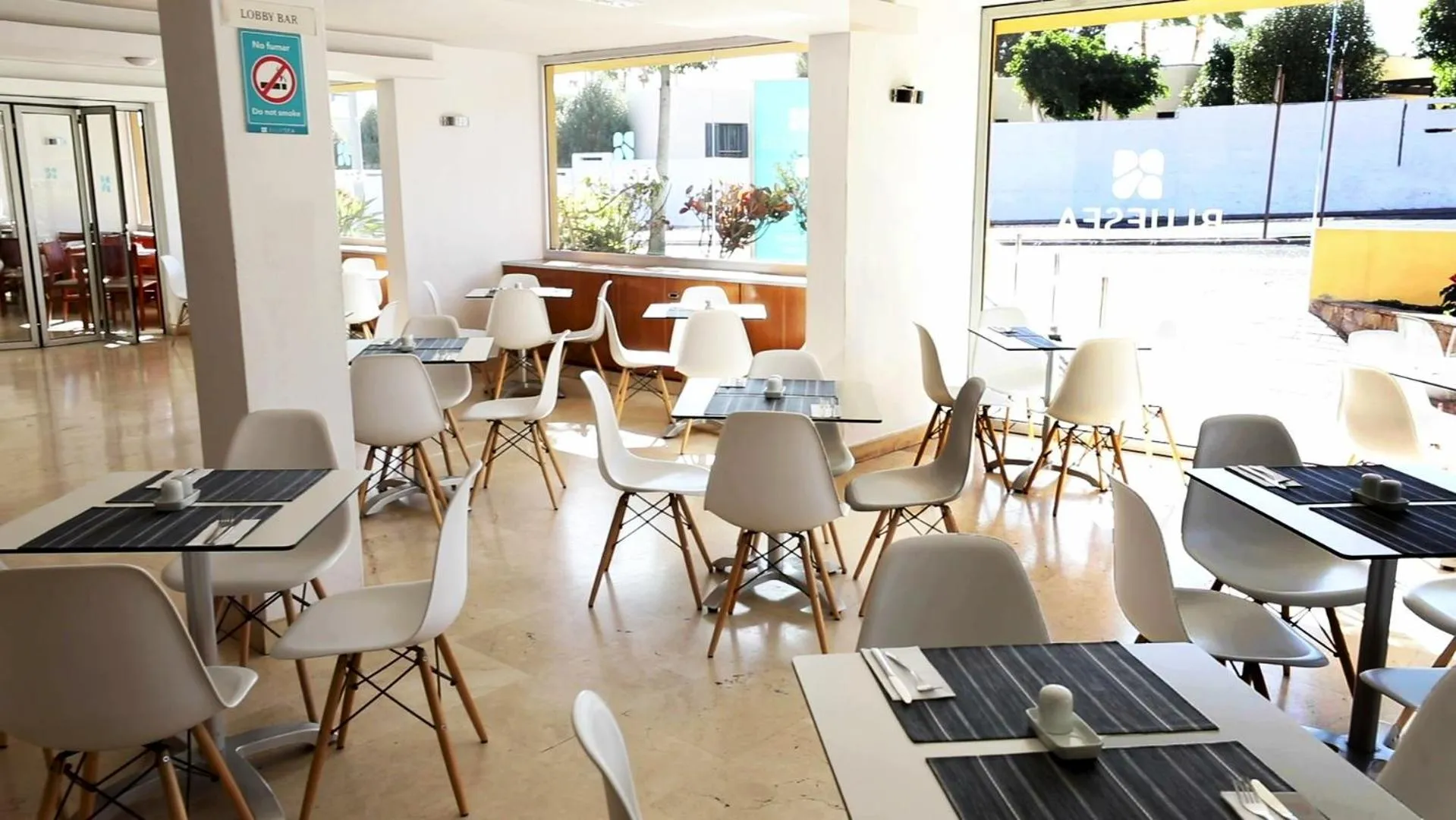 Lounge or bar in BLUESEA Jandia Luz